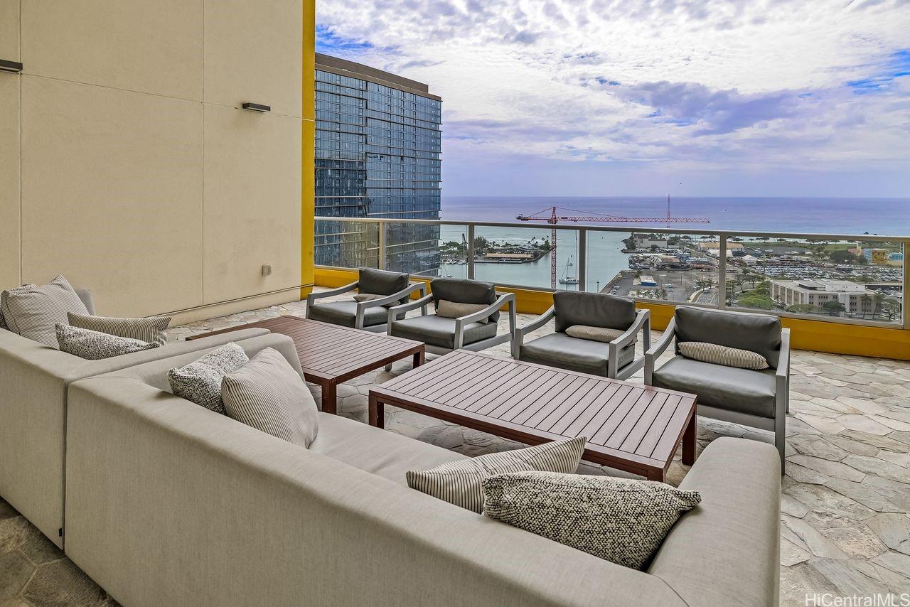 988 Halekauwila condo # 3012, Honolulu, Hawaii - photo 22 of 25