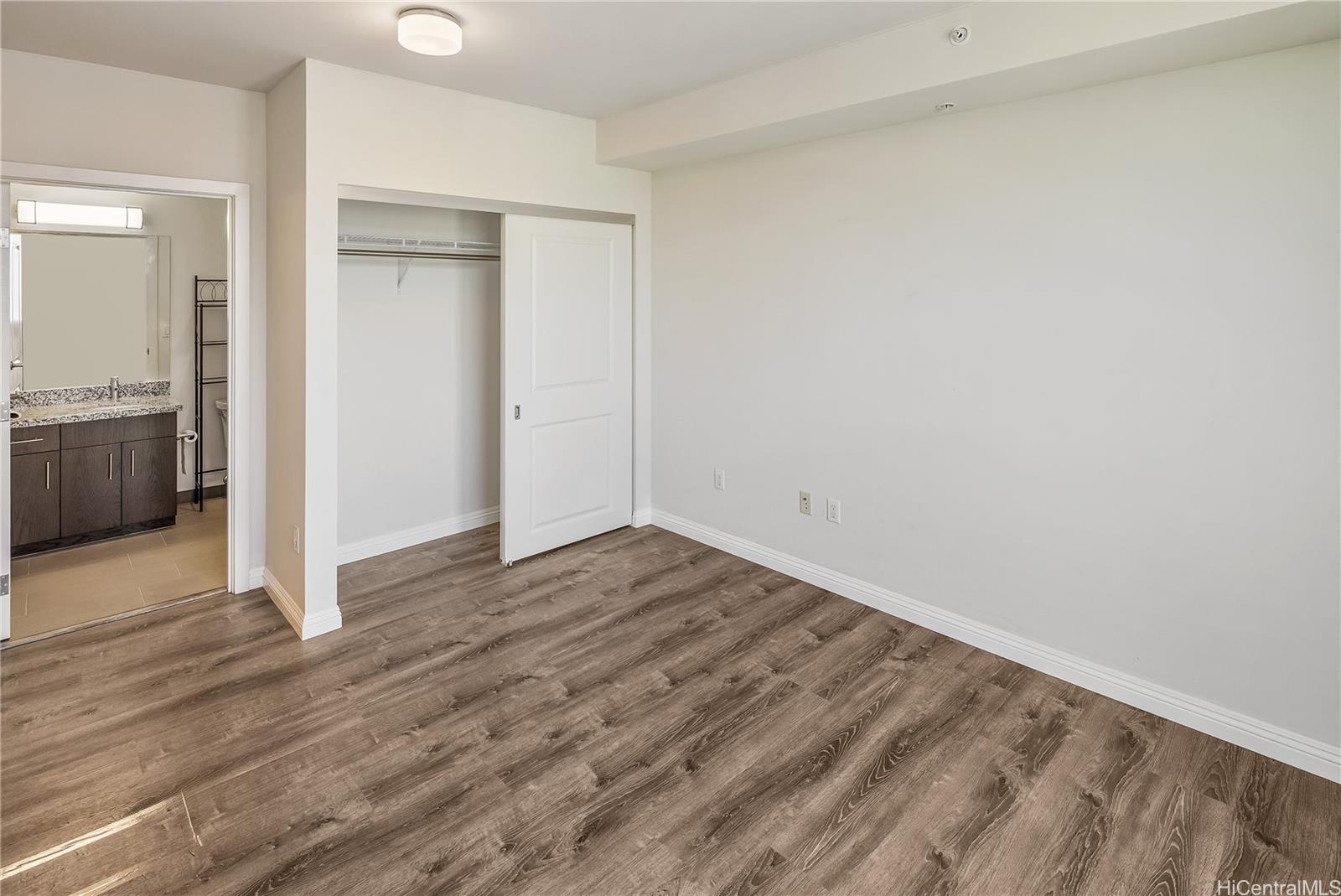 988 Halekauwila condo # 3012, Honolulu, Hawaii - photo 9 of 25