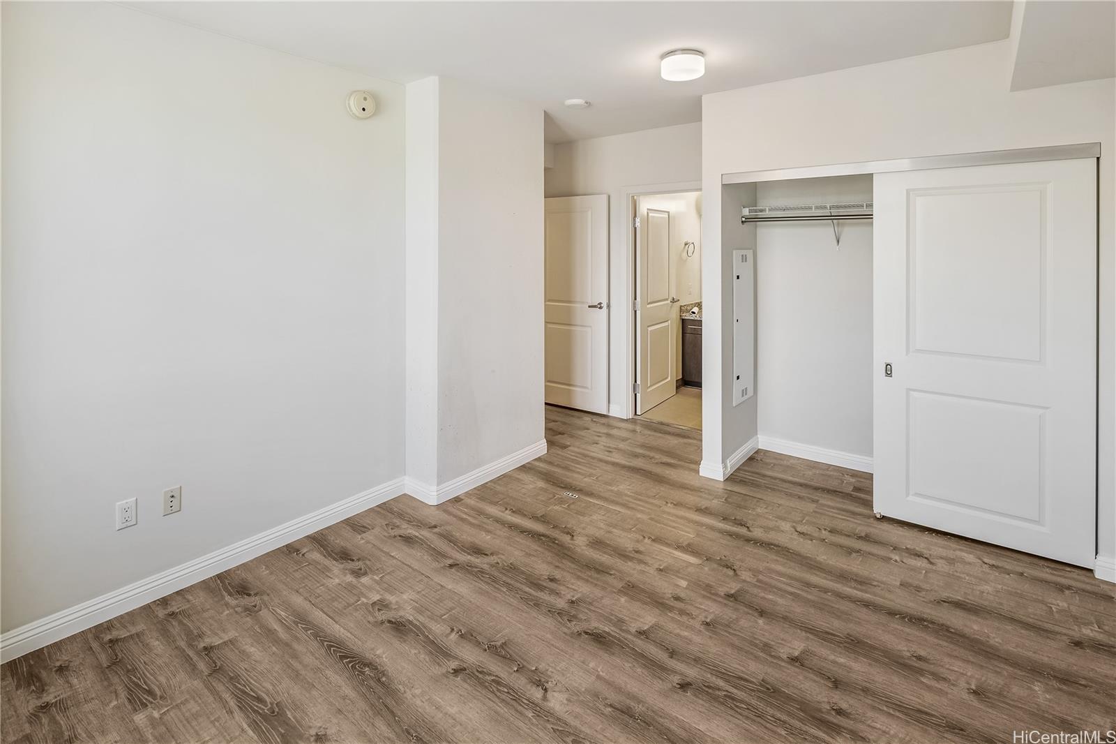 988 Halekauwila condo # 3012, Honolulu, Hawaii - photo 10 of 25