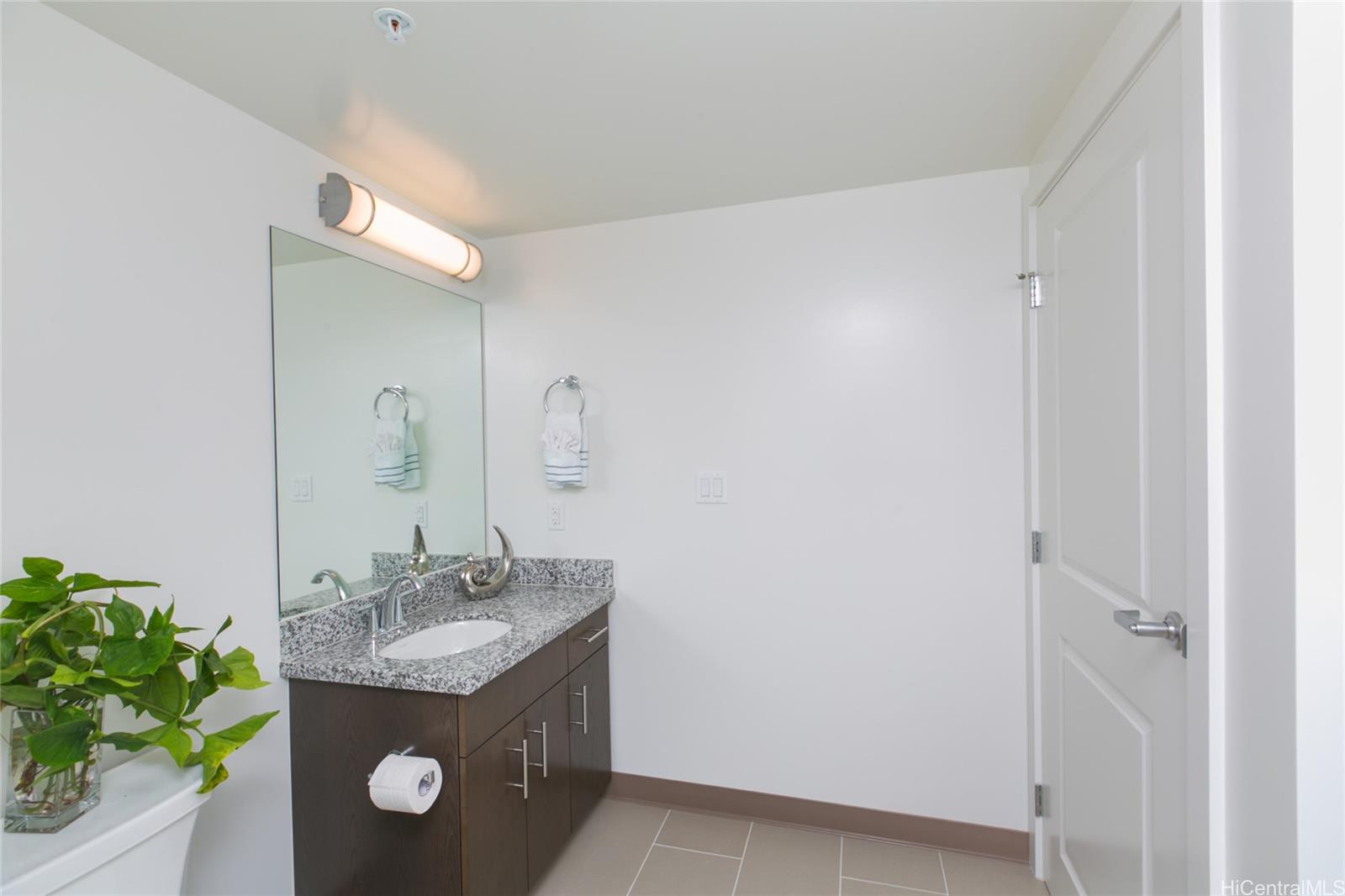 988 Halekauwila Street Honolulu - Rental - photo 10 of 25