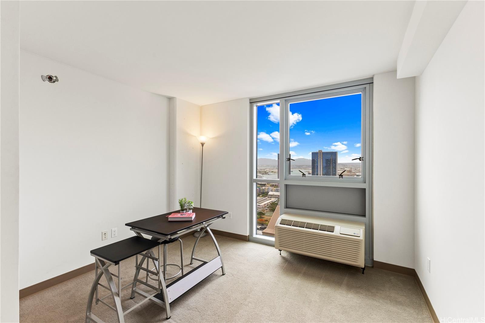 988 Halekauwila condo # 3305, Honolulu, Hawaii - photo 10 of 25