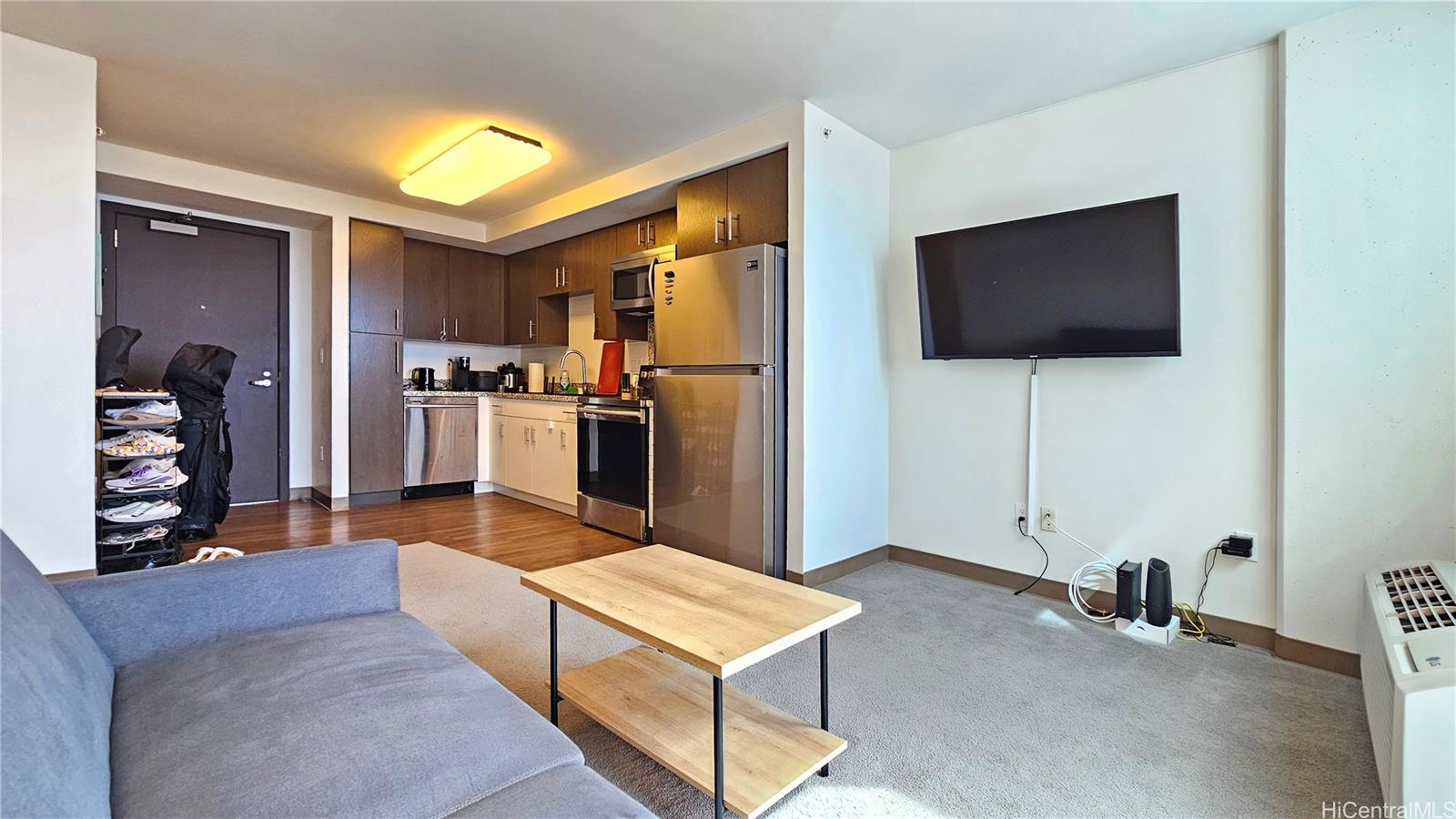 988 Halekauwila condo # 3410, Honolulu, Hawaii - photo 4 of 25