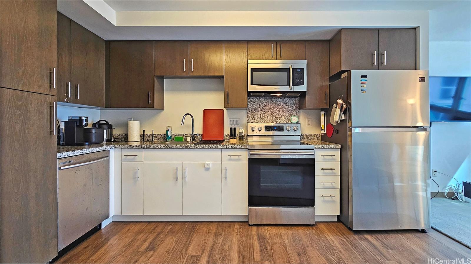 988 Halekauwila condo # 3410, Honolulu, Hawaii - photo 5 of 25