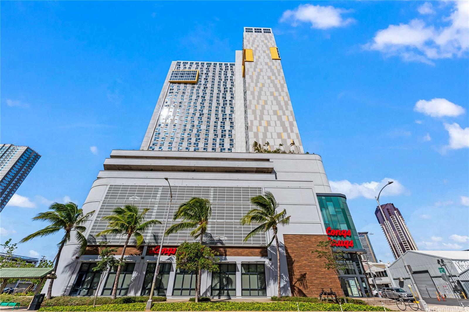 988 Halekauwila condo # 3502, Honolulu, Hawaii - photo 23 of 25