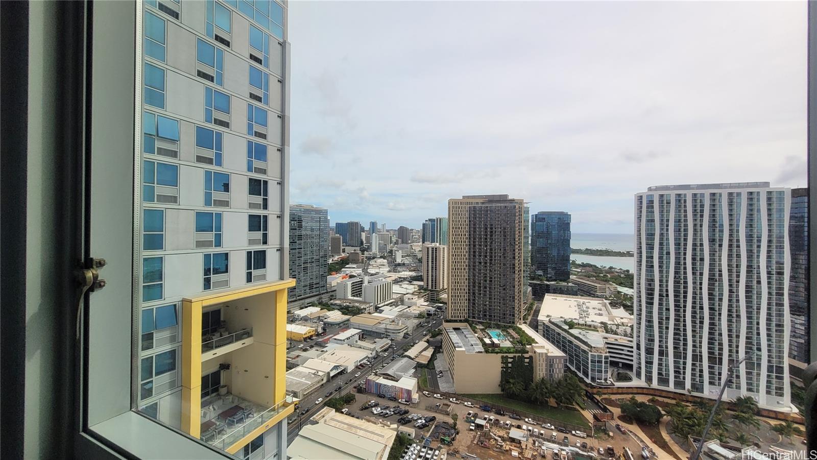 988 Halekauwila St Honolulu - Rental - photo 11 of 25