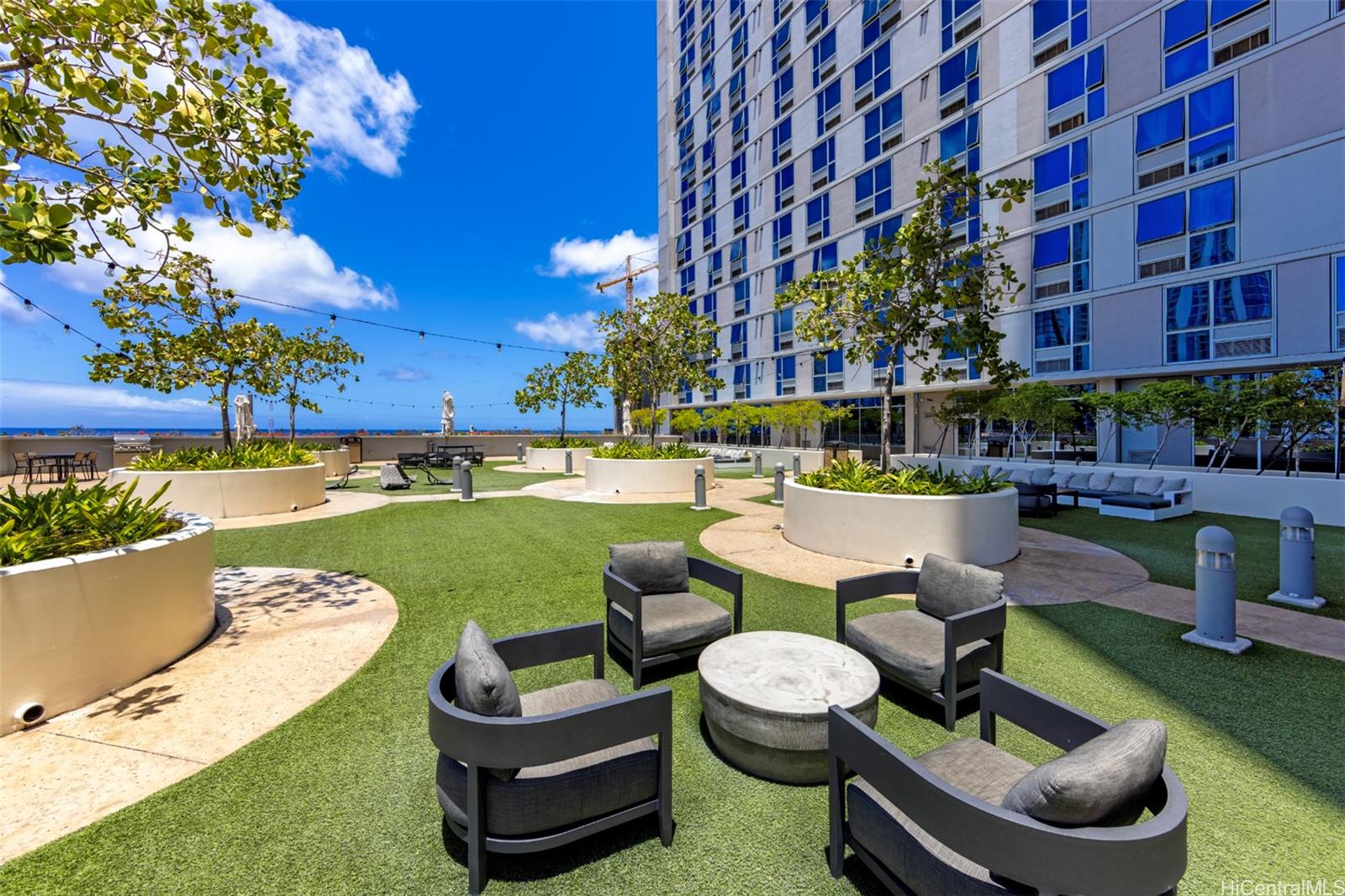 988 Halekauwila St Honolulu - Rental - photo 23 of 25