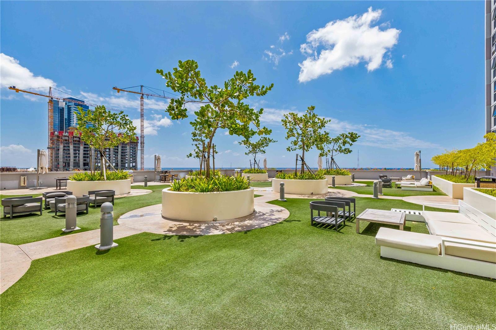 988 Halekauwila St Honolulu - Rental - photo 17 of 23