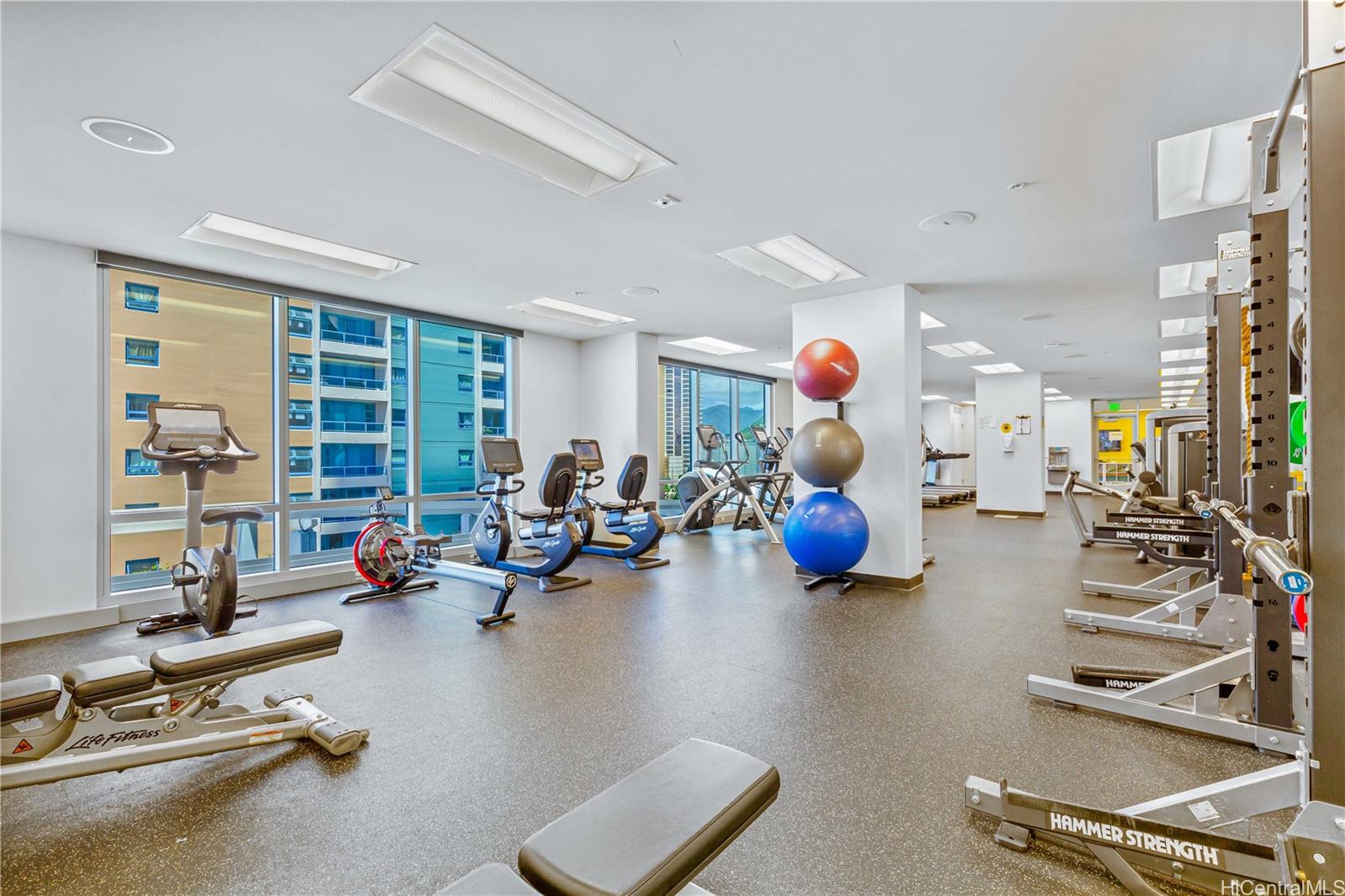 988 Halekauwila St Honolulu - Rental - photo 22 of 23