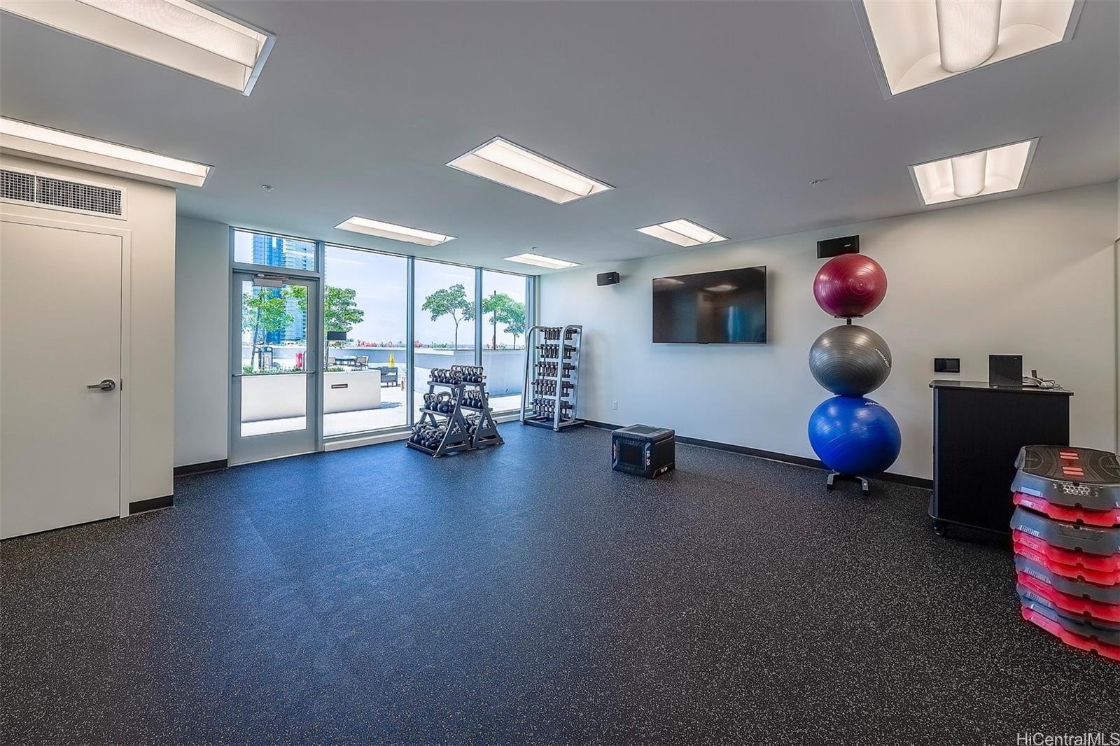 988 Halekauwila condo # 4108, Honolulu, Hawaii - photo 22 of 25