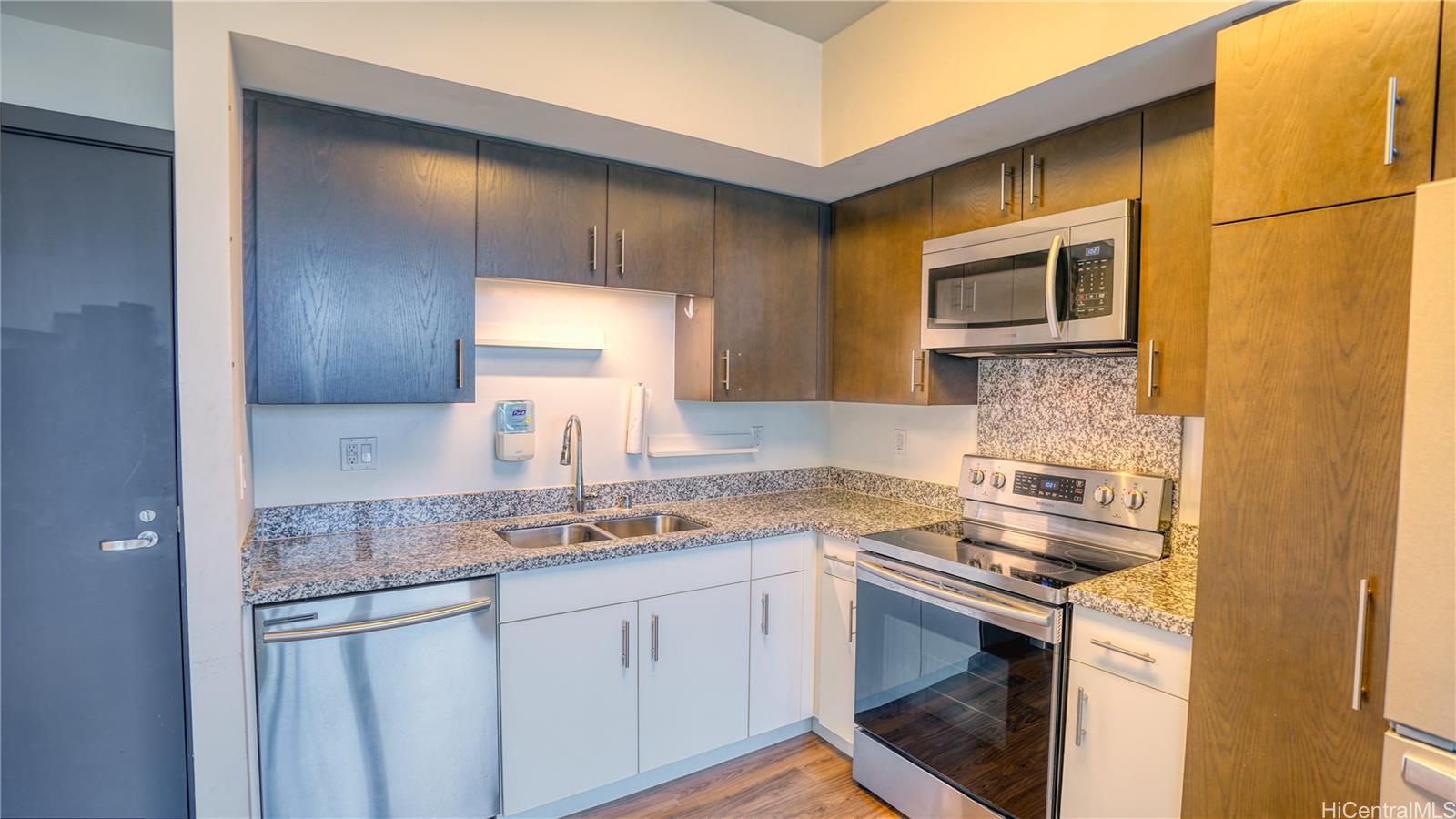 988 Halekauwila condo # 4108, Honolulu, Hawaii - photo 6 of 25