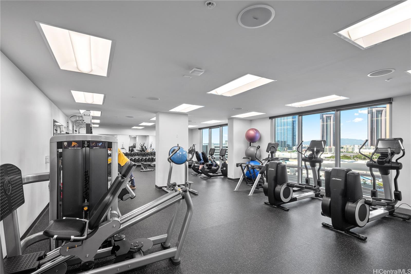 Ke Kilohana condo # 4208, Honolulu, Hawaii - photo 14 of 23