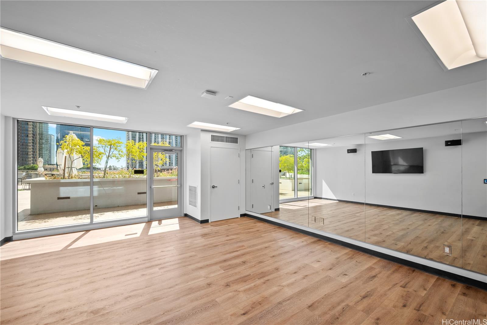 Ke Kilohana condo # 4208, Honolulu, Hawaii - photo 15 of 23