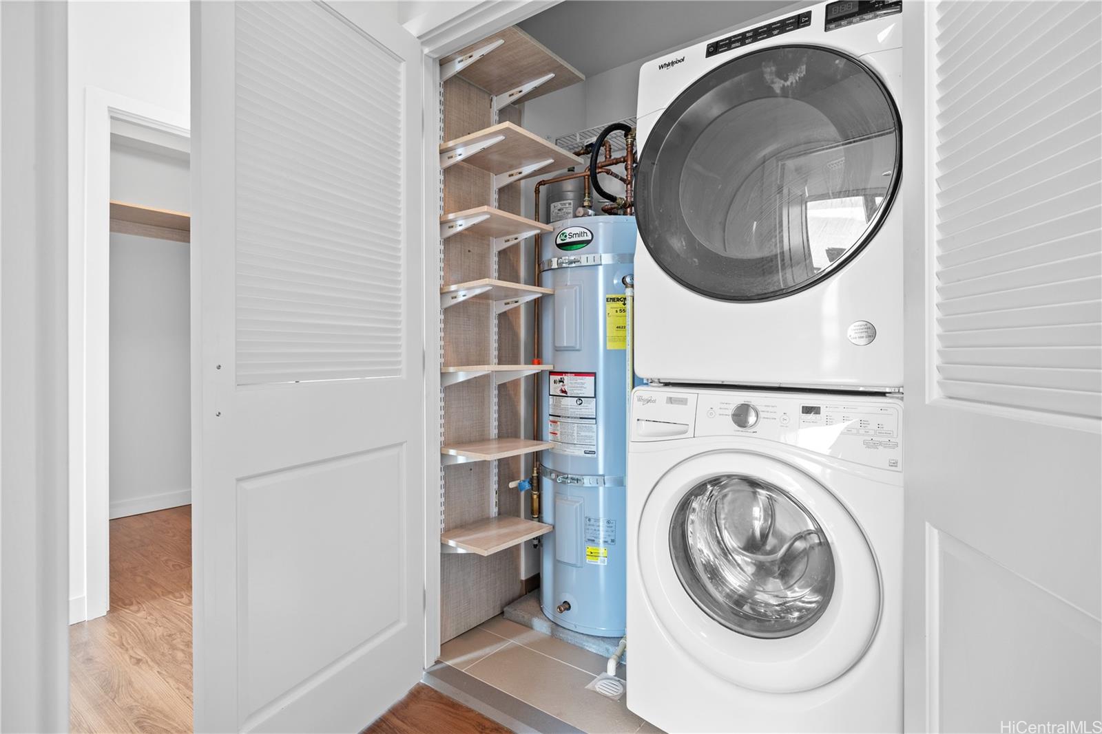 Ke Kilohana condo # 4208, Honolulu, Hawaii - photo 9 of 23