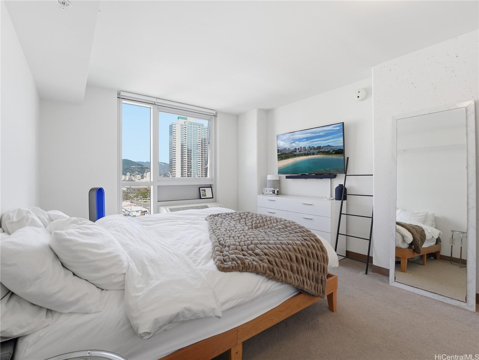 988 Halekauwila condo # 914, Honolulu, Hawaii - photo 12 of 25