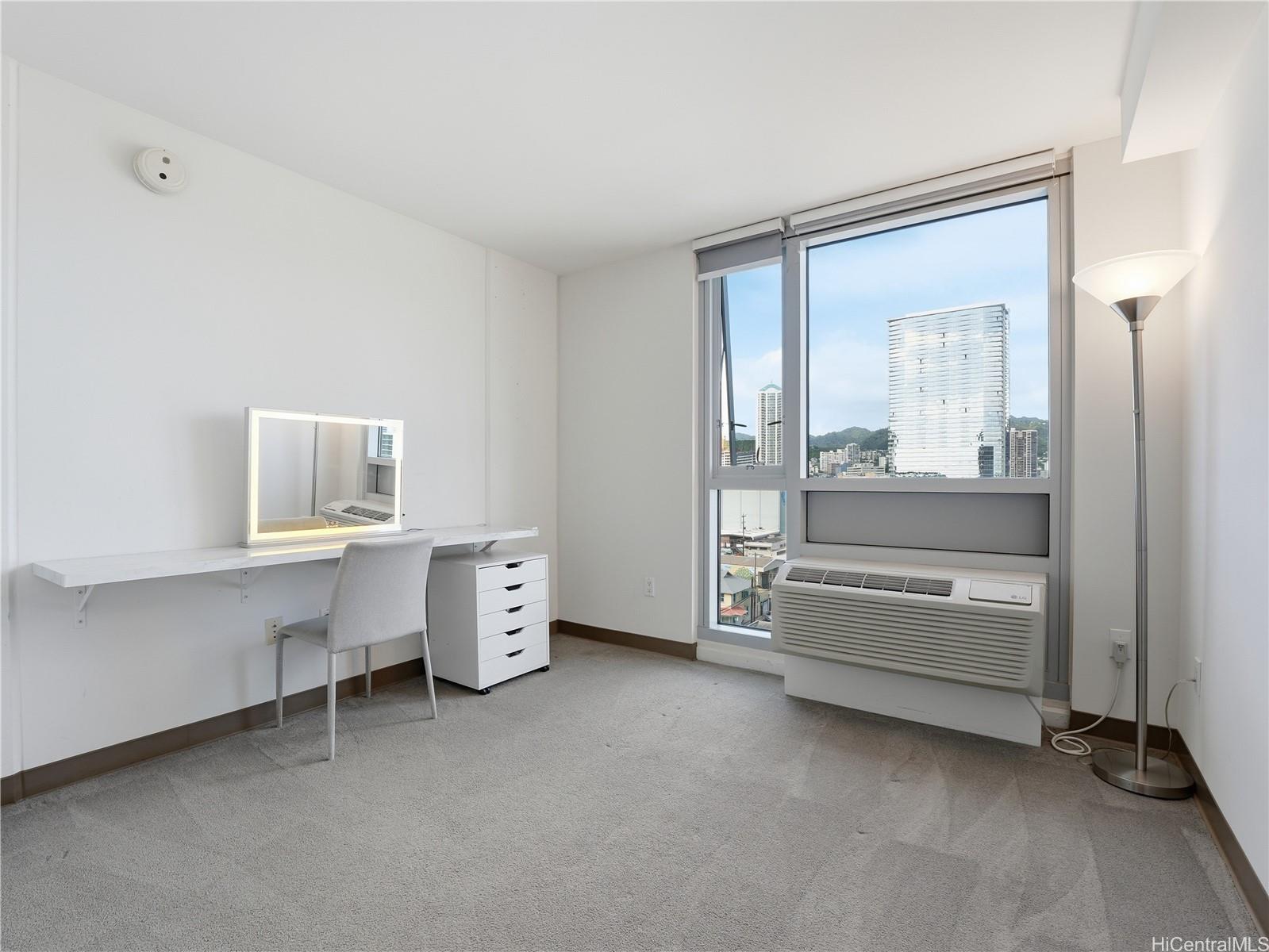 988 Halekauwila condo # 914, Honolulu, Hawaii - photo 14 of 25