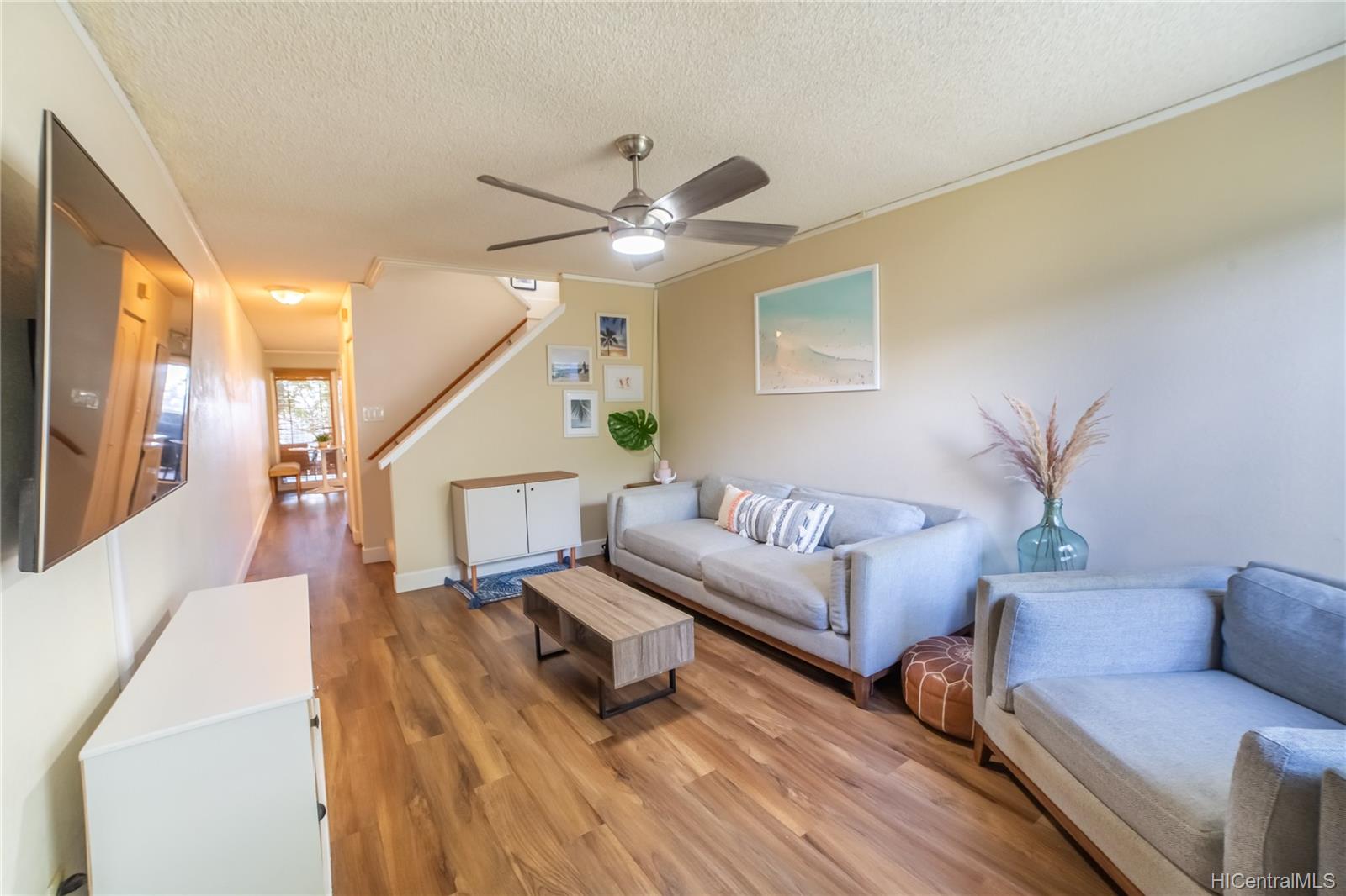 Ridgeway C H, 98801 Iho Place, Aiea Pearlridge