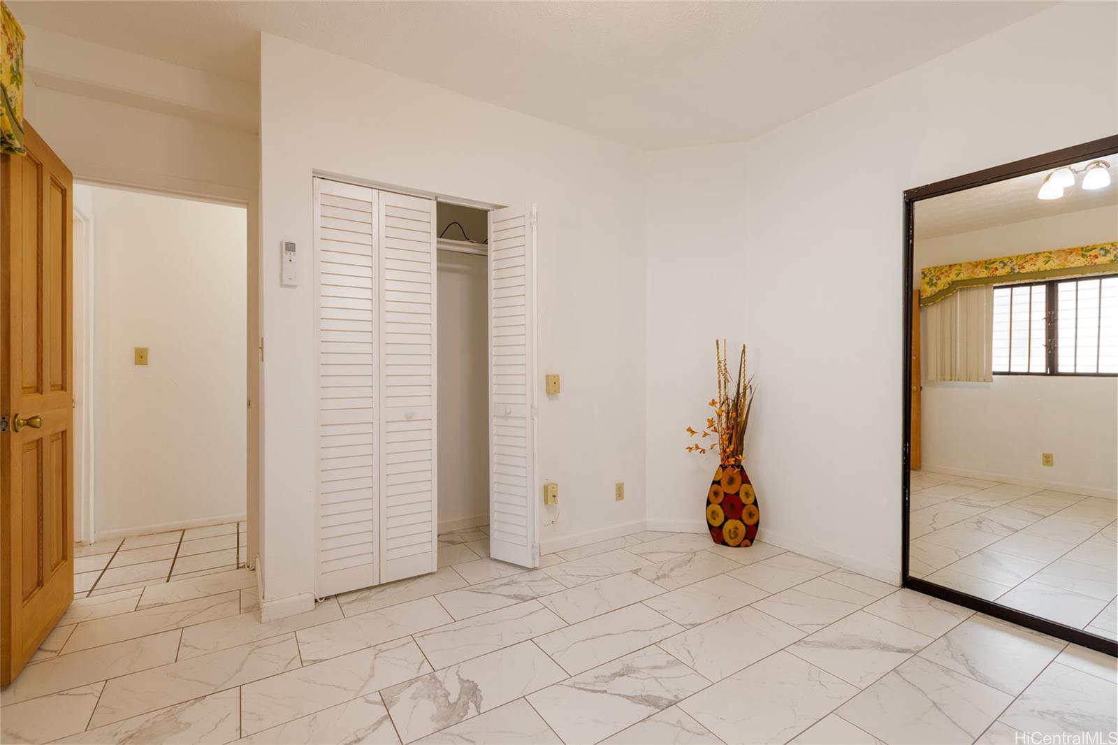 98-827  Ainanui Loop Royal Summit, PearlCity home - photo 19 of 25