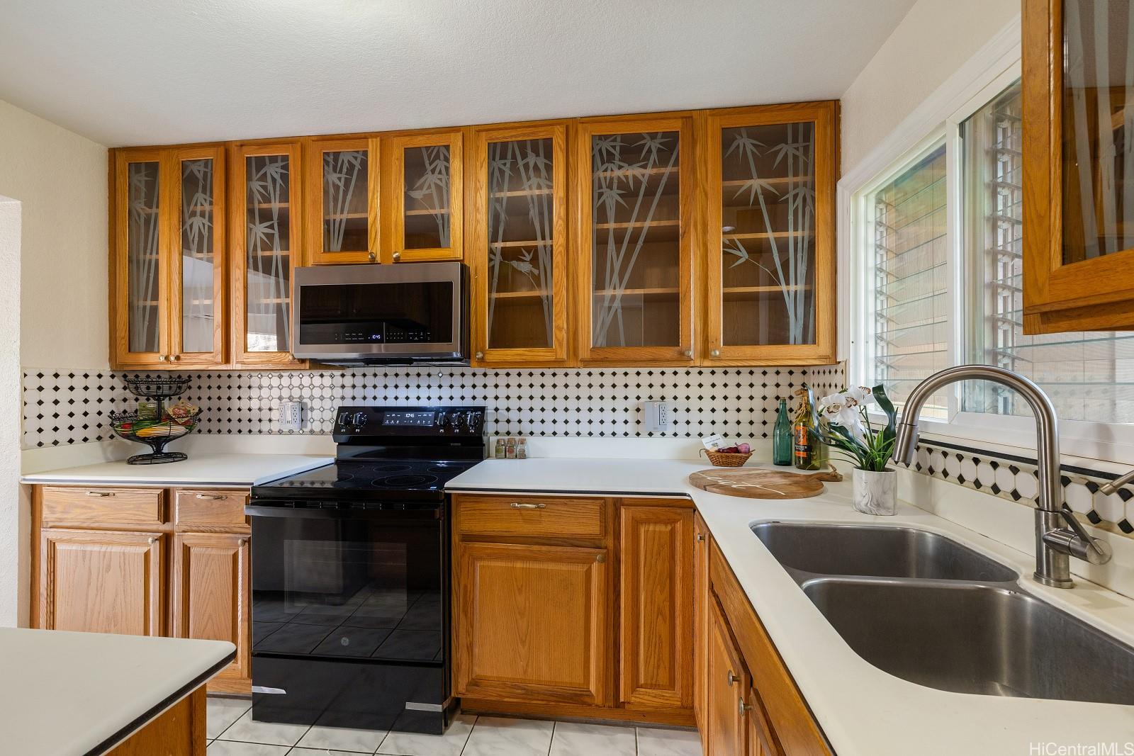 98-850 Noelani Street townhouse # 5-39, Pearl City, Hawaii - photo 6 of 25