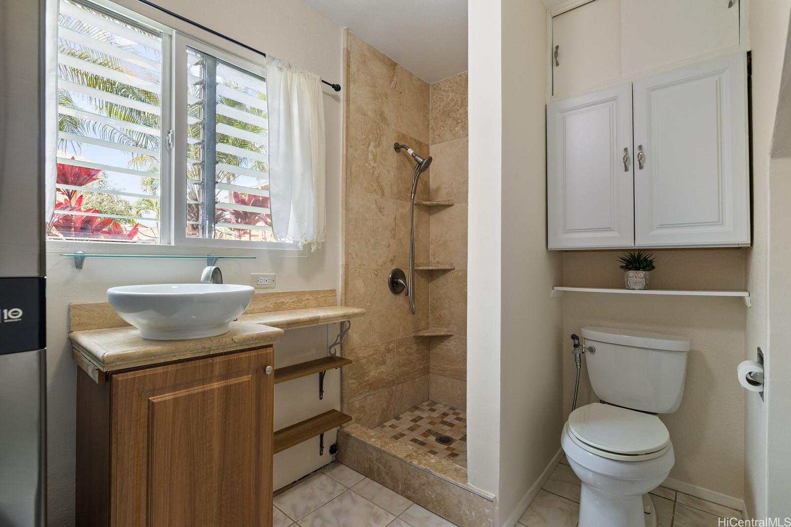 98-850 Noelani Street townhouse # 5-39, Pearl City, Hawaii - photo 8 of 25