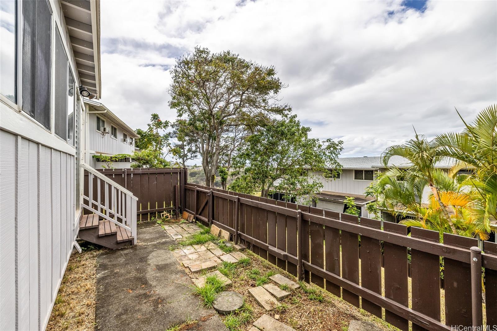 98-851 Iho Place townhouse # 56, Aiea, Hawaii - photo 16 of 20