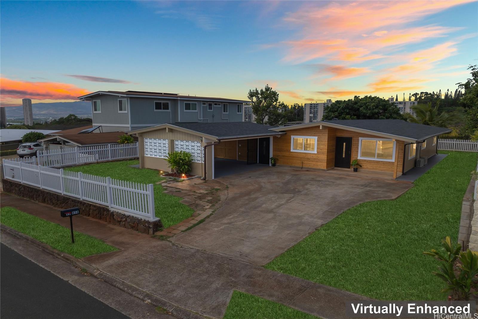 98-858  Kaamilo Street Aiea Heights, PearlCity home - photo 24 of 25