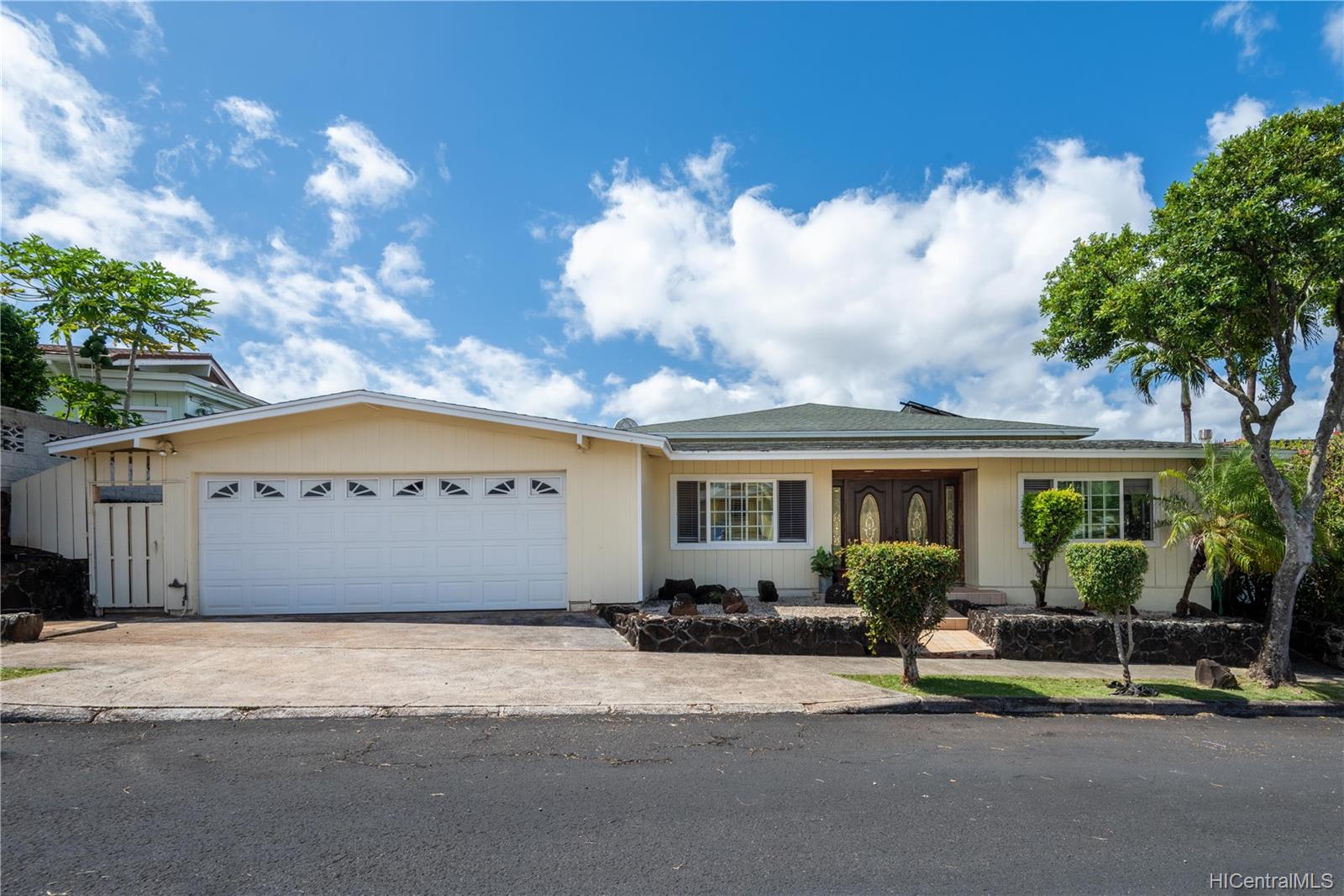 98-875 Iliee Street , Aiea - Hawaii House for sale Aiea Heights | PearlCity