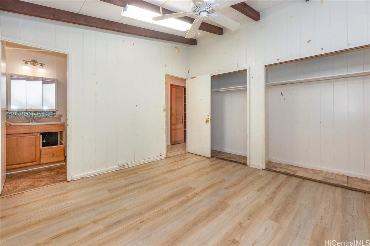 98-881  Kaamilo Street Aiea Heights, PearlCity home - photo 7 of 15