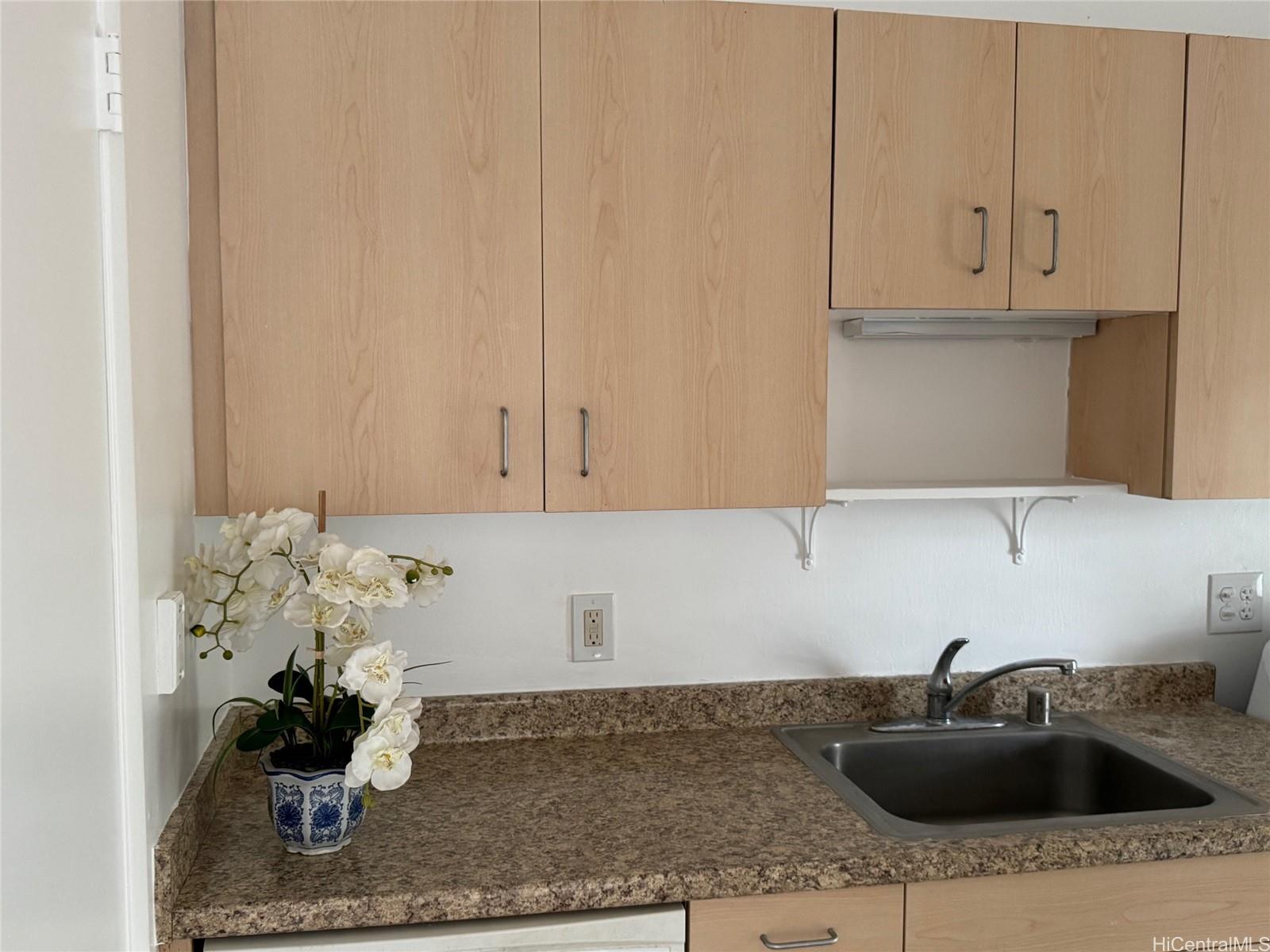 98-915 Kaonohi Street townhouse # 100, Aiea, Hawaii - photo 7 of 9