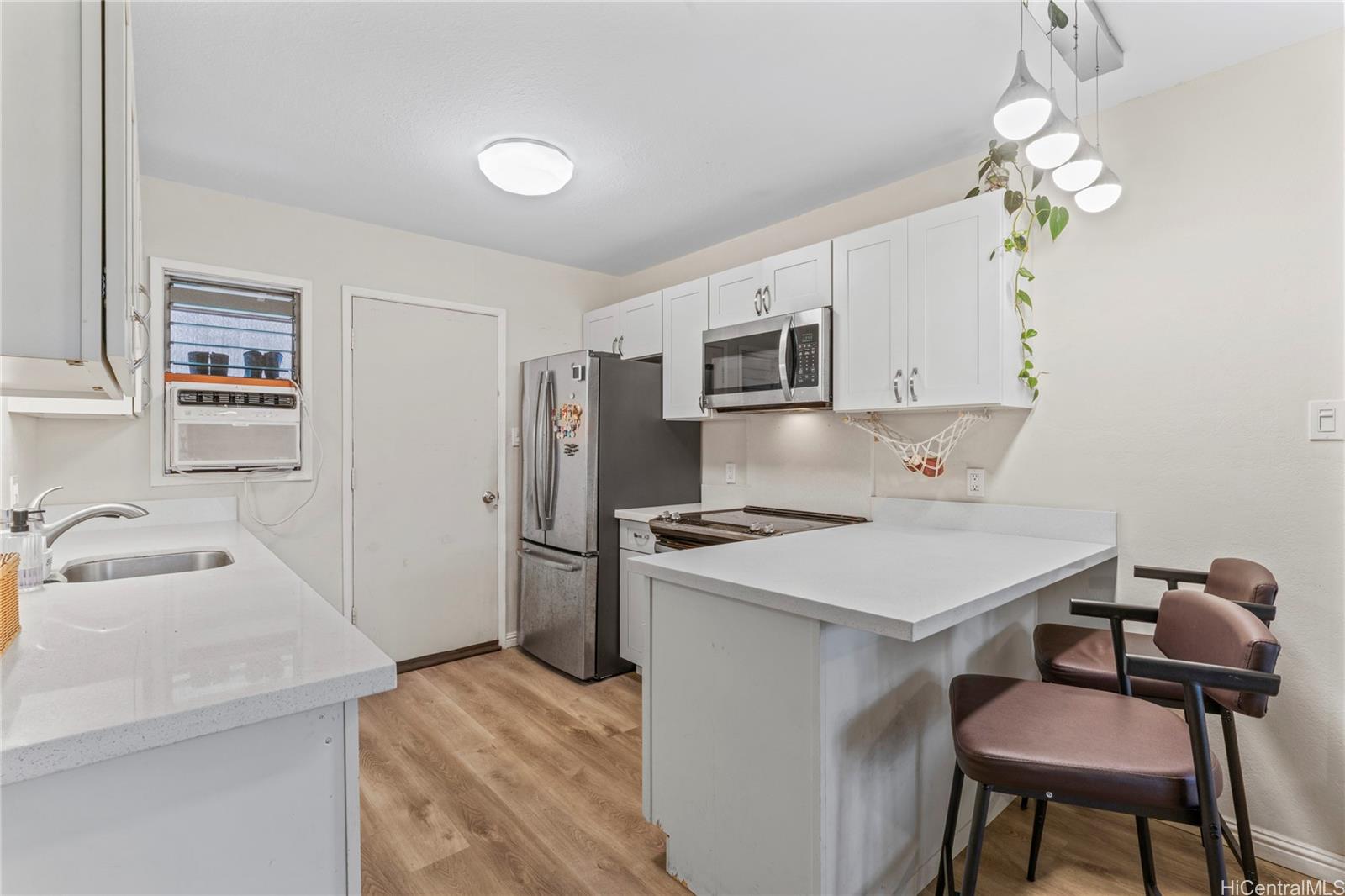 Waiau Gardens Kai G-2 condo # 23, Pearl City, Hawaii - photo 8 of 23