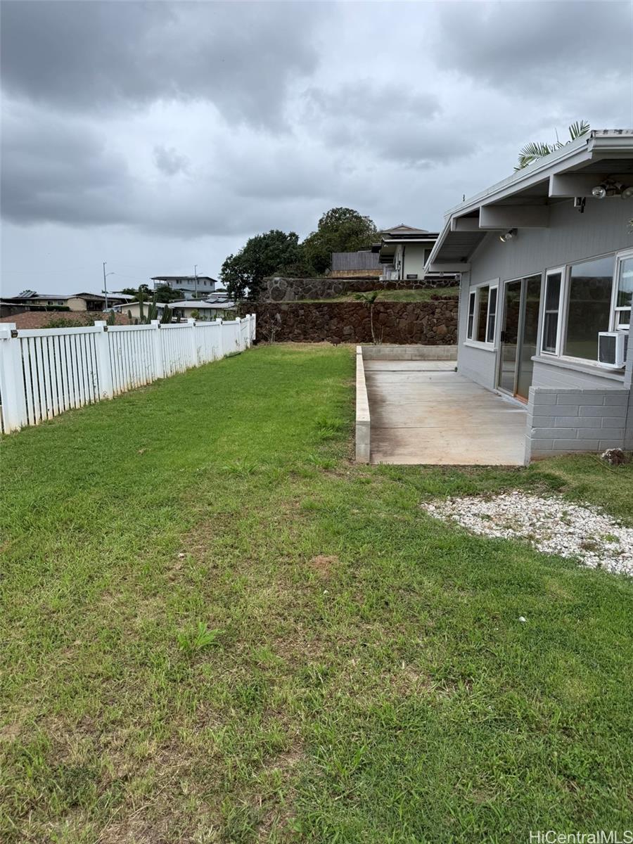 98-940 Iliee St Aiea - Rental - photo 20 of 25