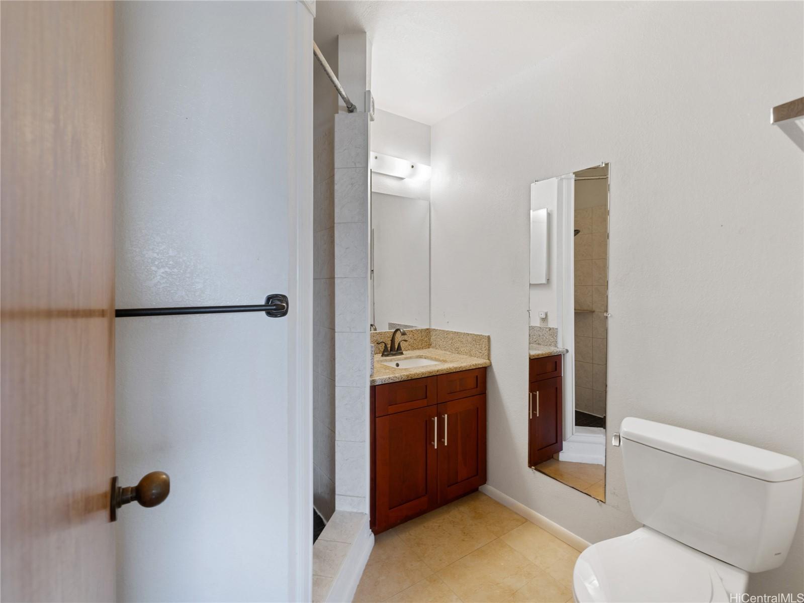 Harbor Pointe condo # 403, Aiea, Hawaii - photo 9 of 25