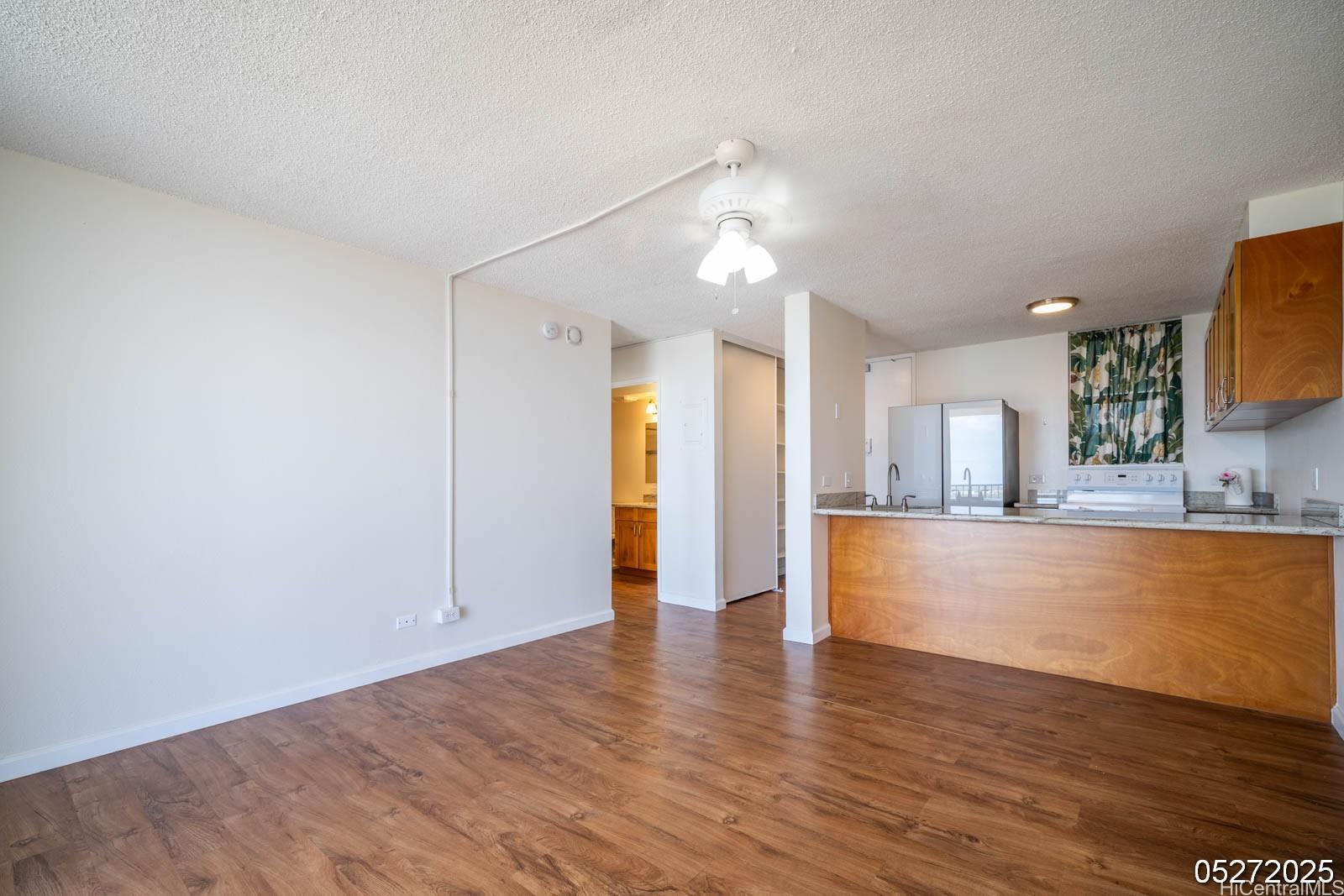 98-99 Uao Pl Aiea - Rental - photo 12 of 25