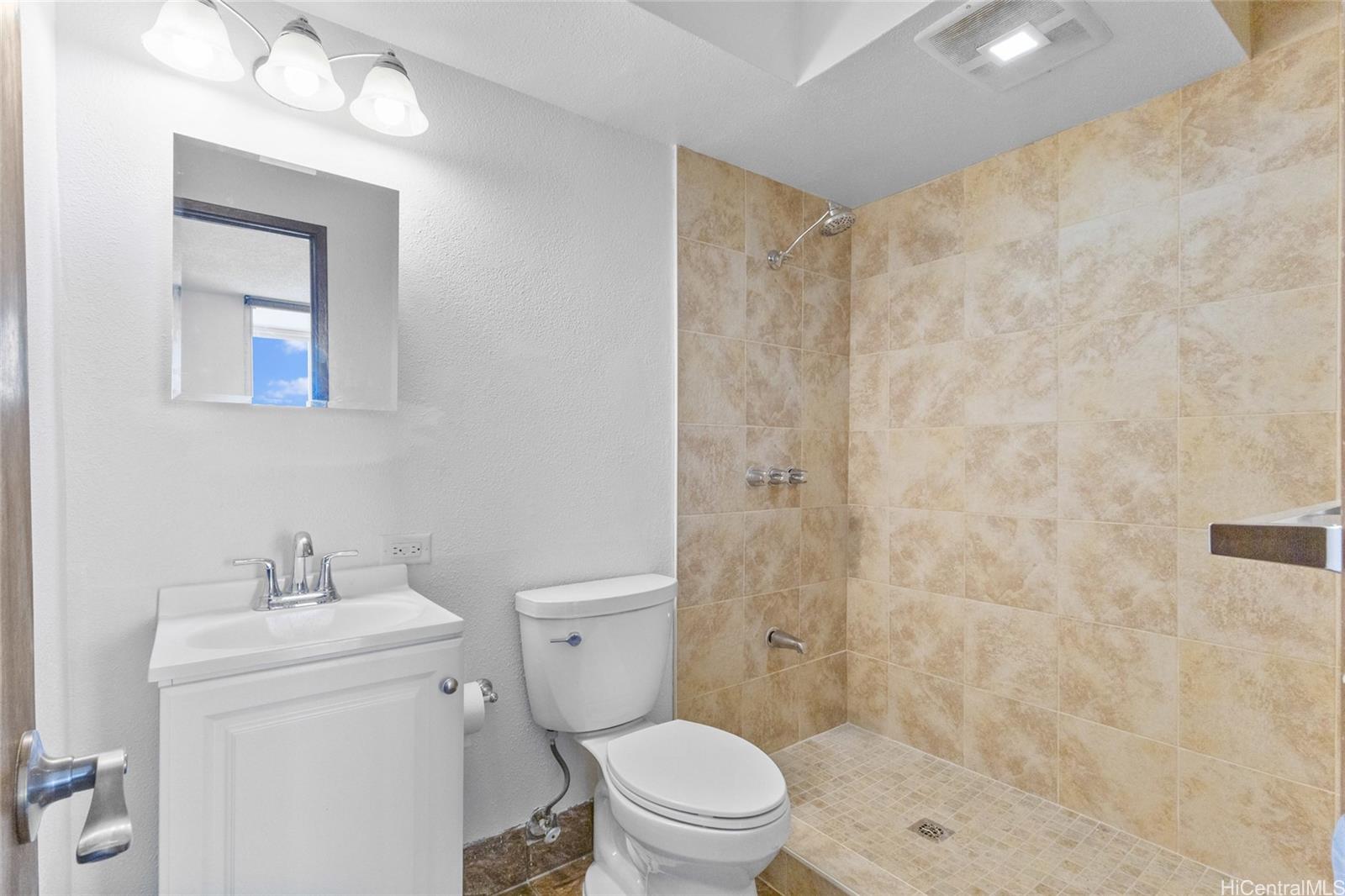 Lele Pono condo # 2301, Aiea, Hawaii - photo 12 of 20