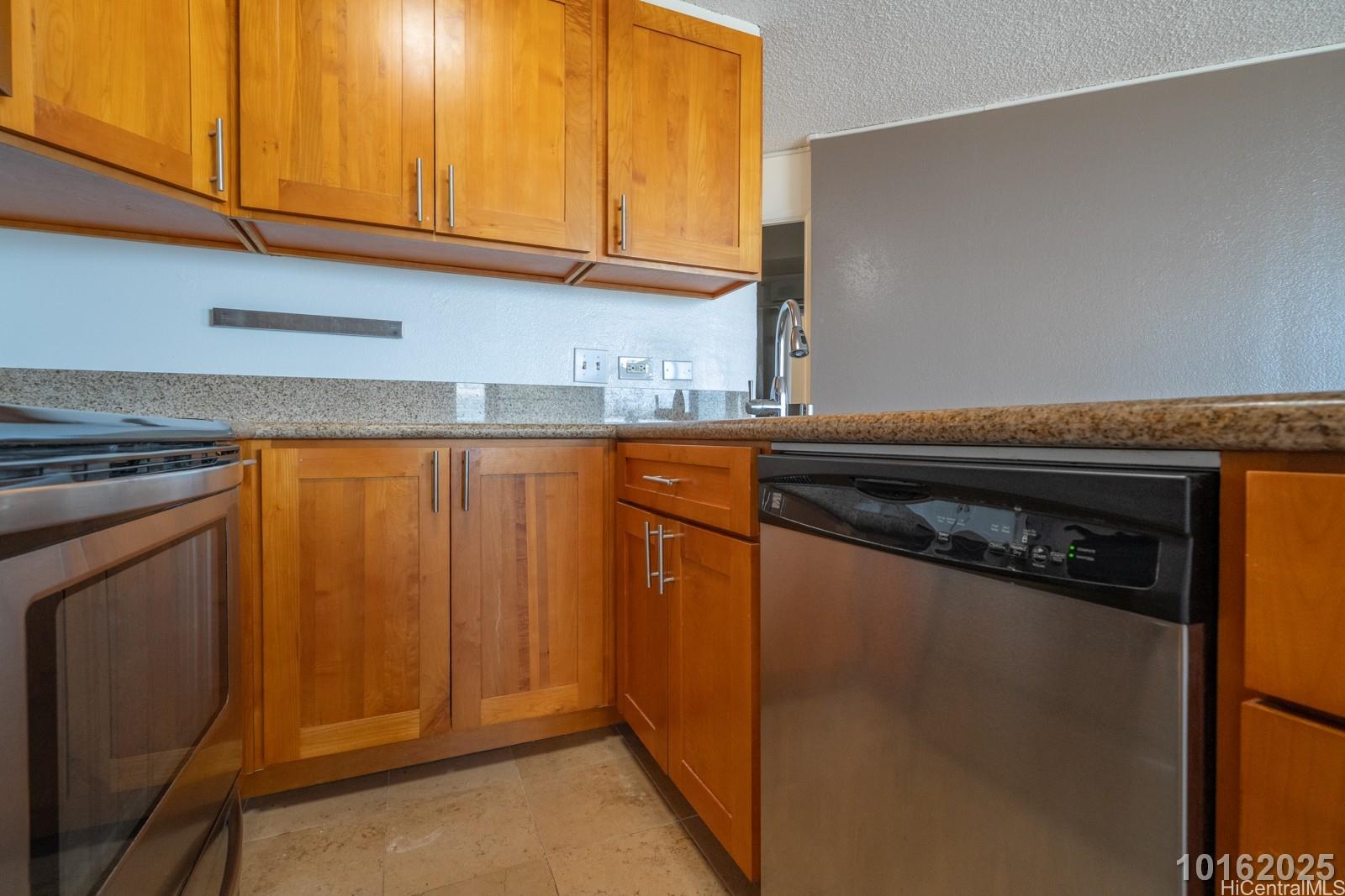 98-99 Uao Place Aiea - Rental - photo 17 of 25