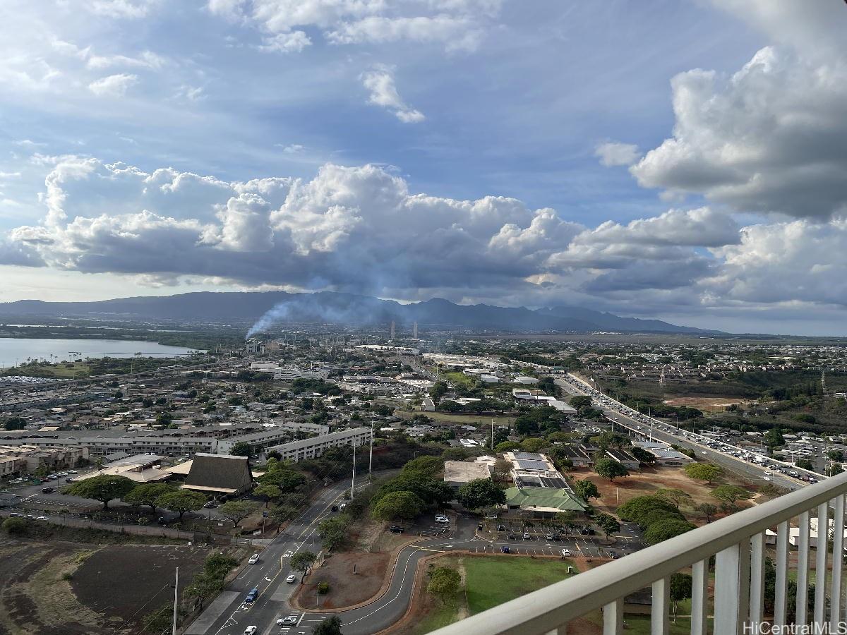 98-99 Uao Pl Aiea - Rental - photo 4 of 5