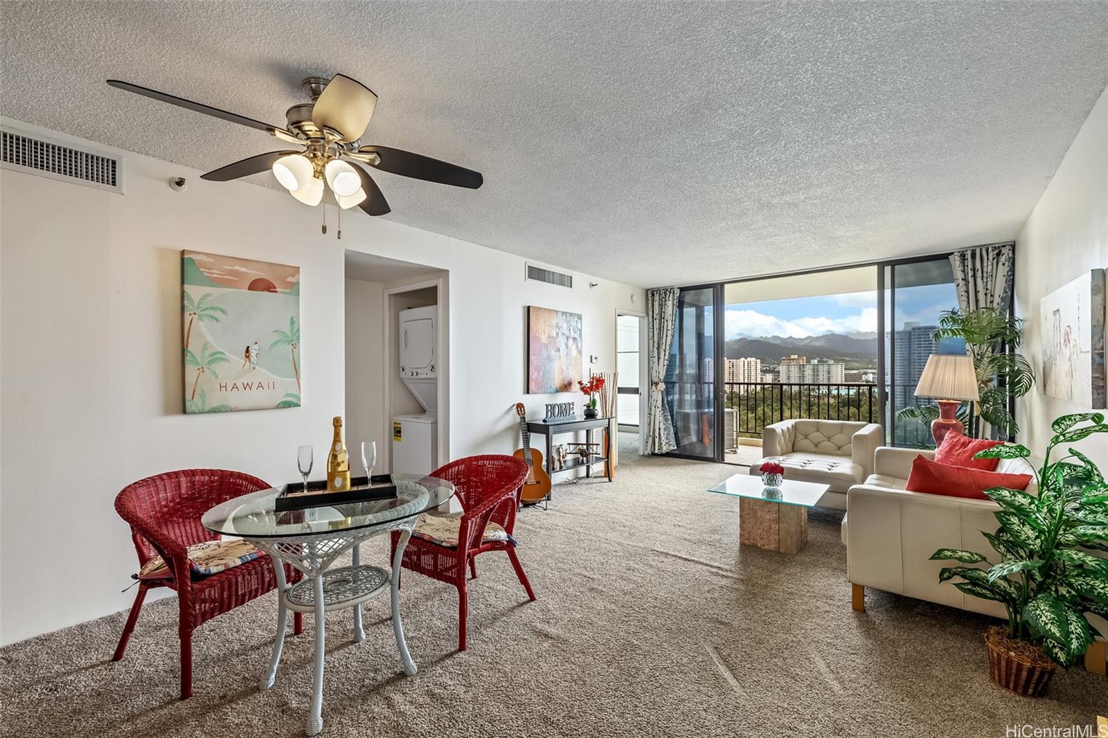 Franklin Towers condo # 17B, Honolulu, Hawaii - photo 11 of 23