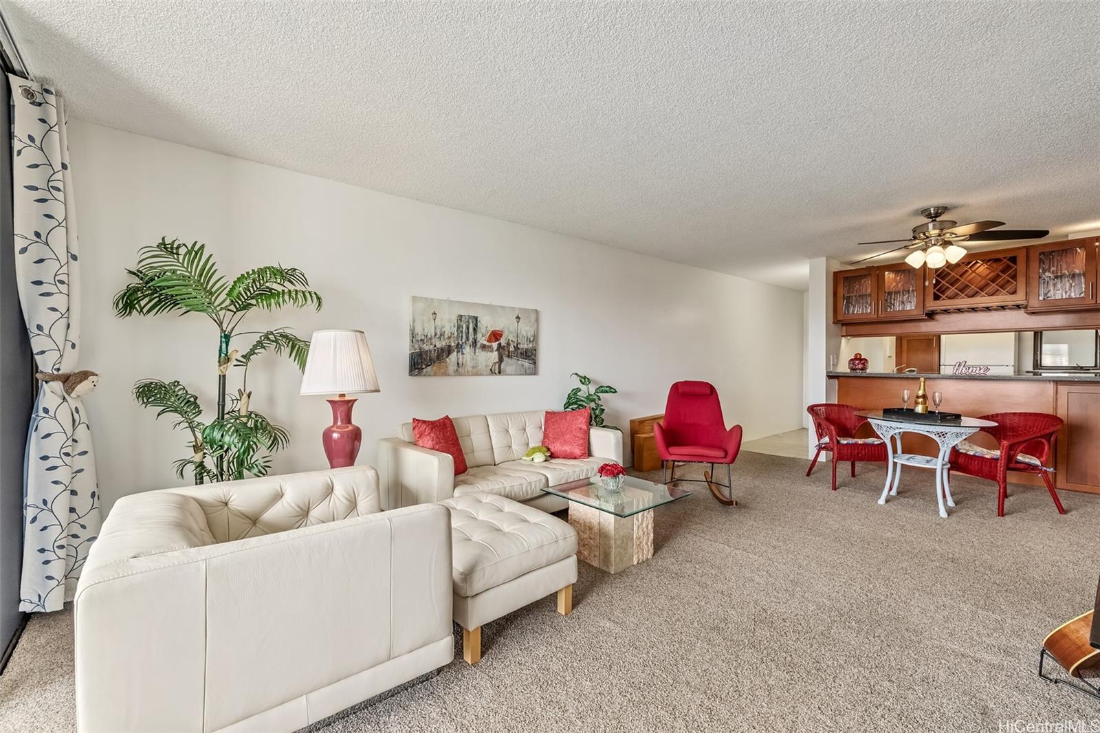 Franklin Towers condo # 17B, Honolulu, Hawaii - photo 14 of 23