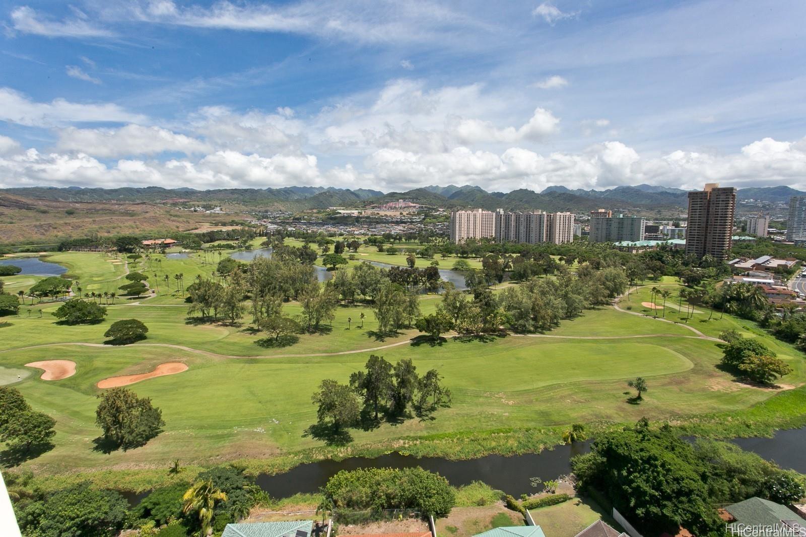 990 Ala Nanala Street Honolulu - Rental - photo 15 of 17