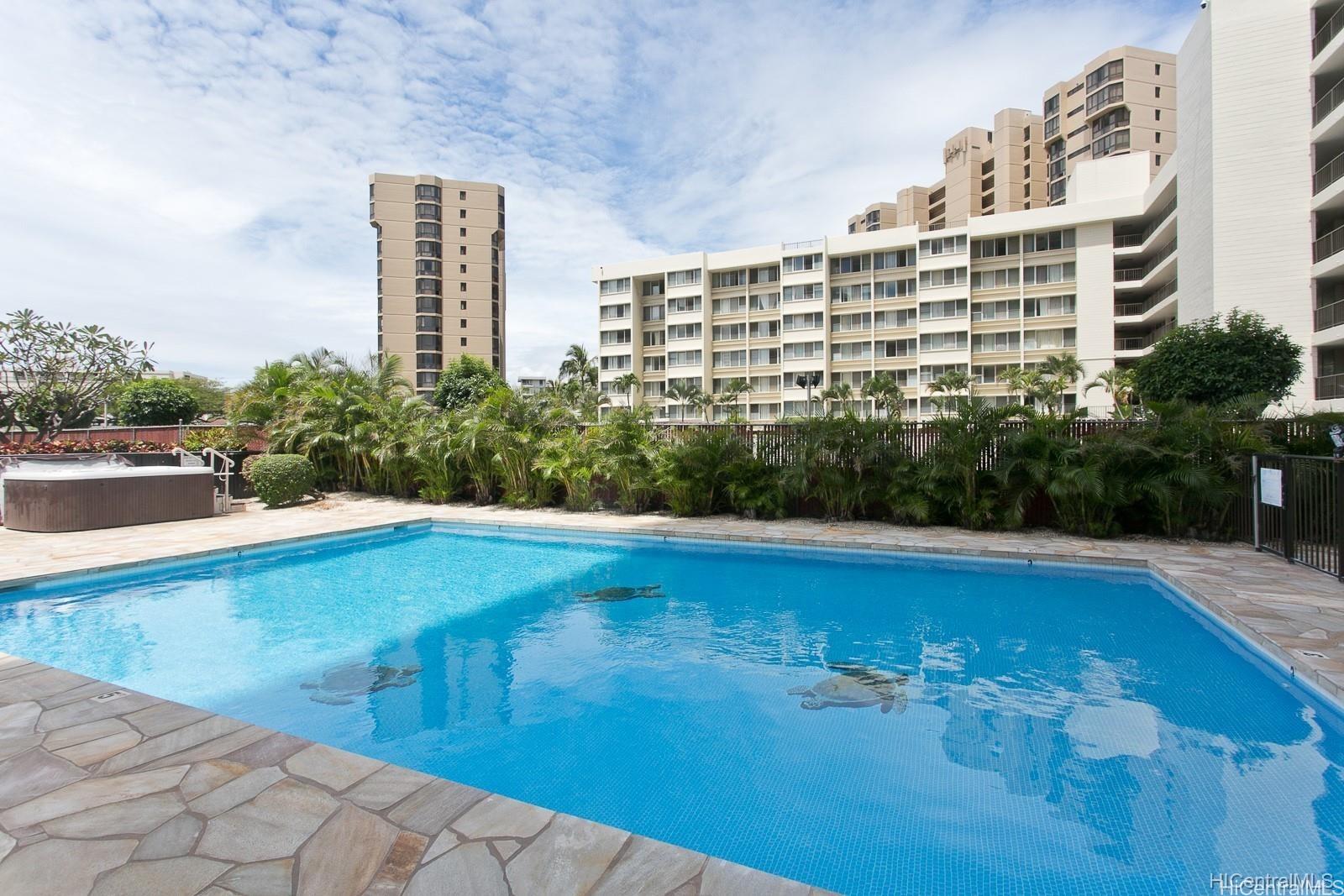 990 Ala Nanala Street Honolulu - Rental - photo 16 of 17