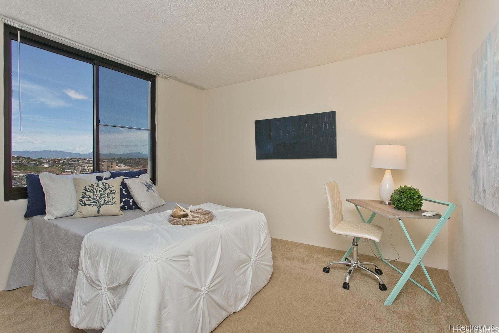 990 Ala Nanala Street Honolulu - Rental - photo 9 of 17