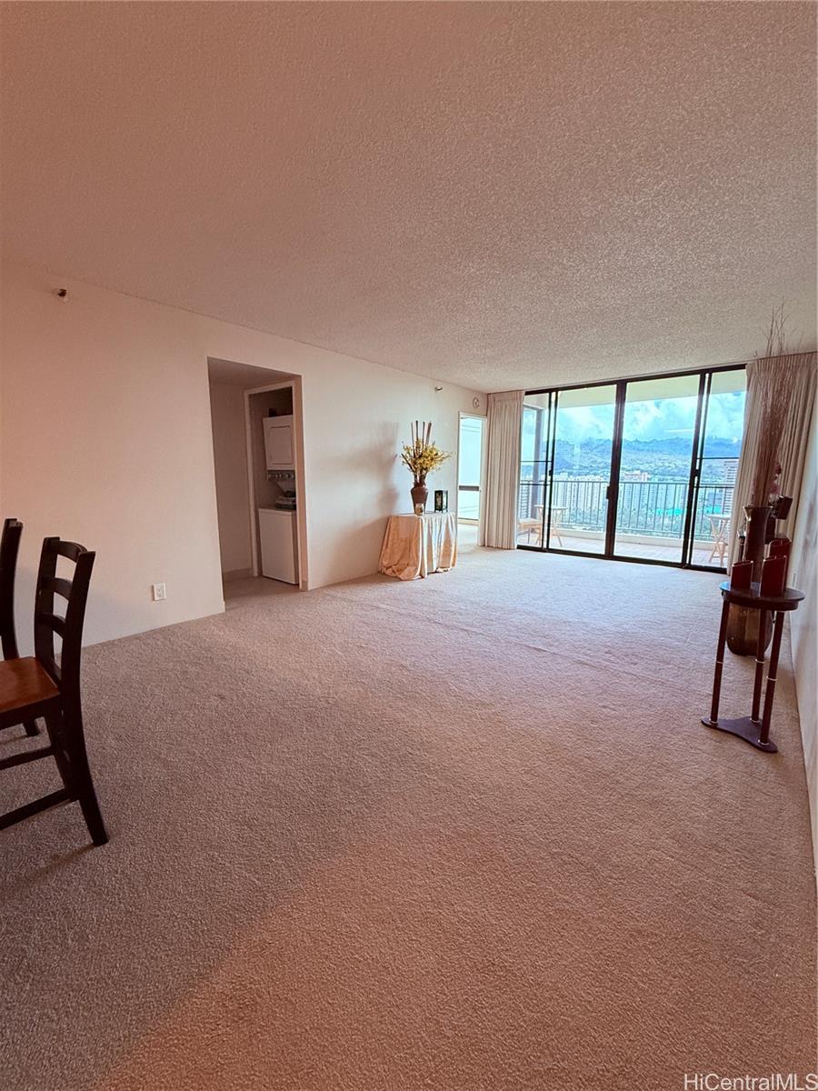 Franklin Towers condos for sale in Salt Lake Oahu