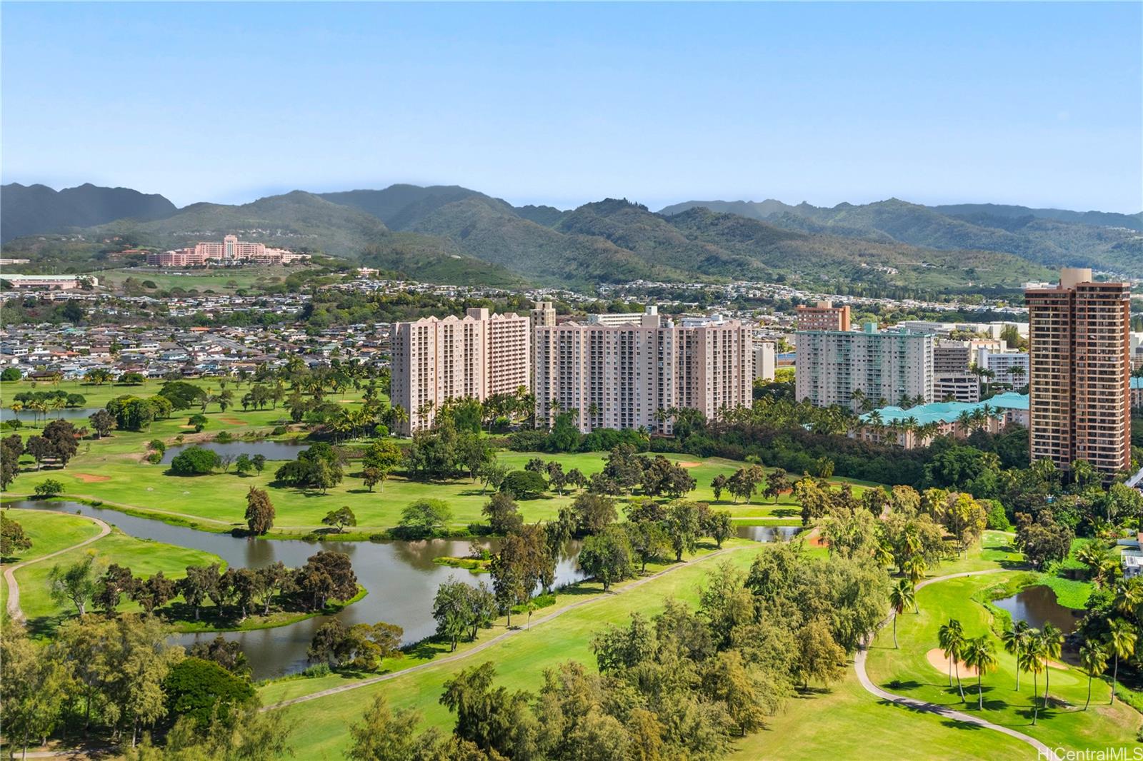 Franklin Towers condo # 32C, Honolulu, Hawaii - photo 6 of 24