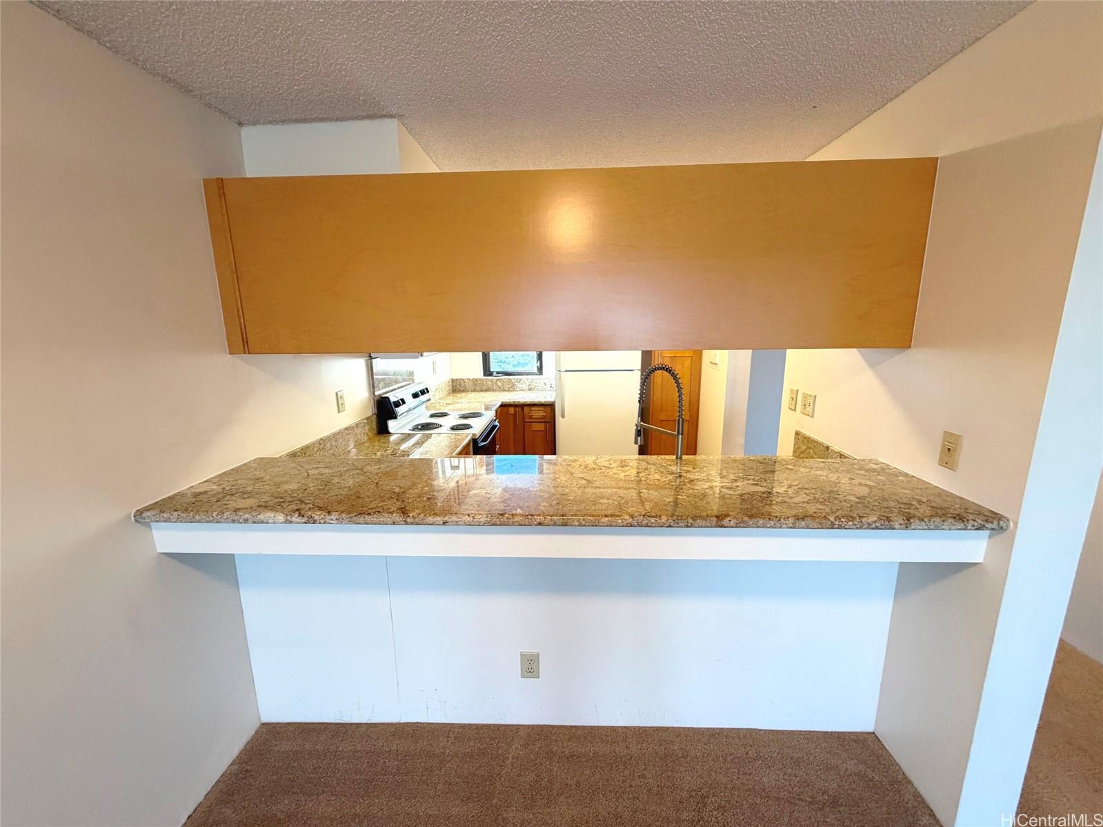 990 Ala Nanala St Honolulu - Rental - photo 5 of 24