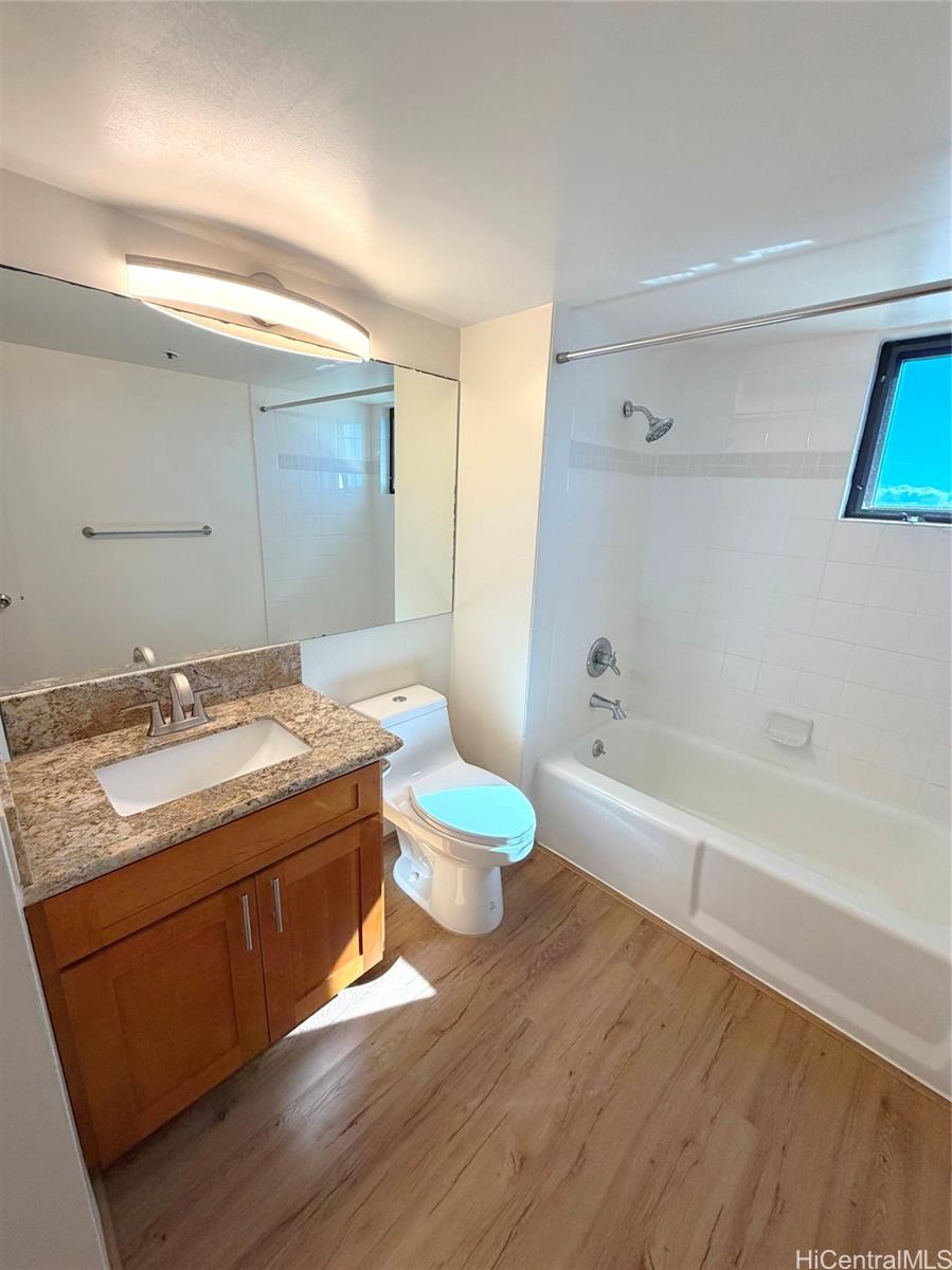 990 Ala Nanala St Honolulu - Rental - photo 10 of 24