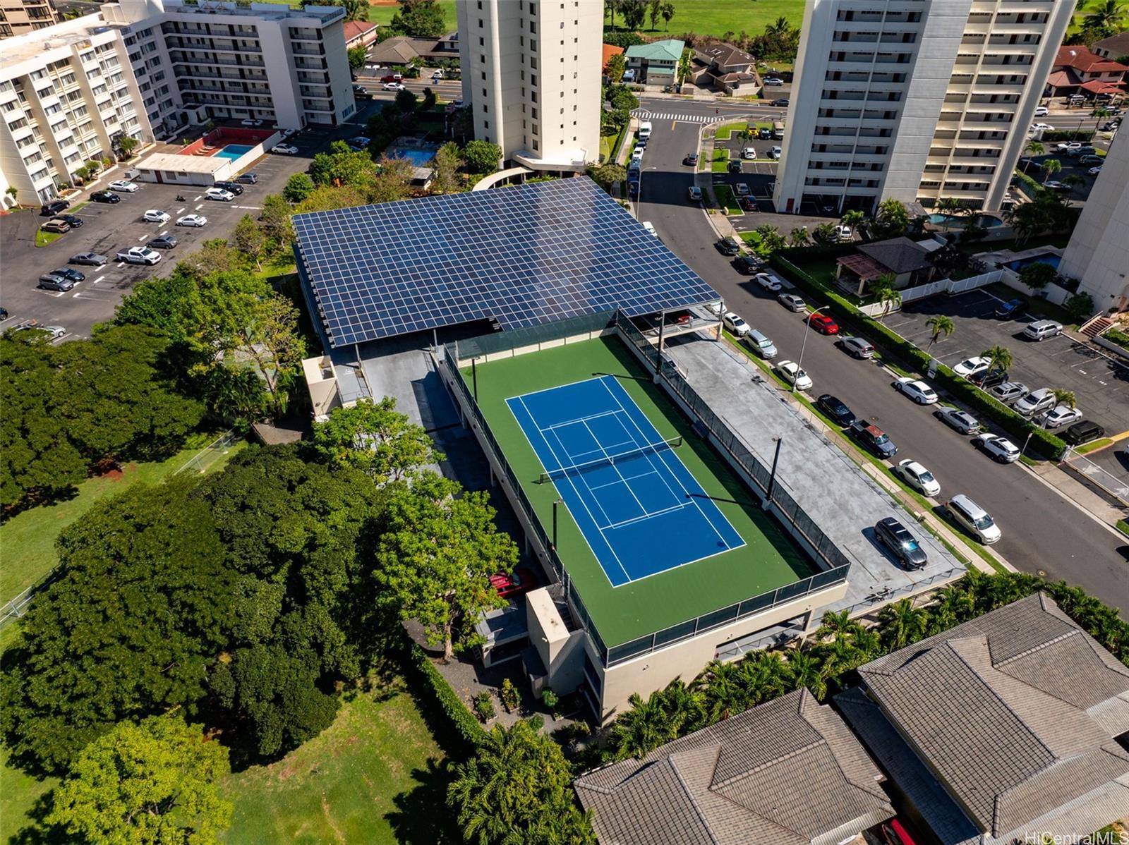 Franklin Towers condo # 35B, Honolulu, Hawaii - photo 24 of 25