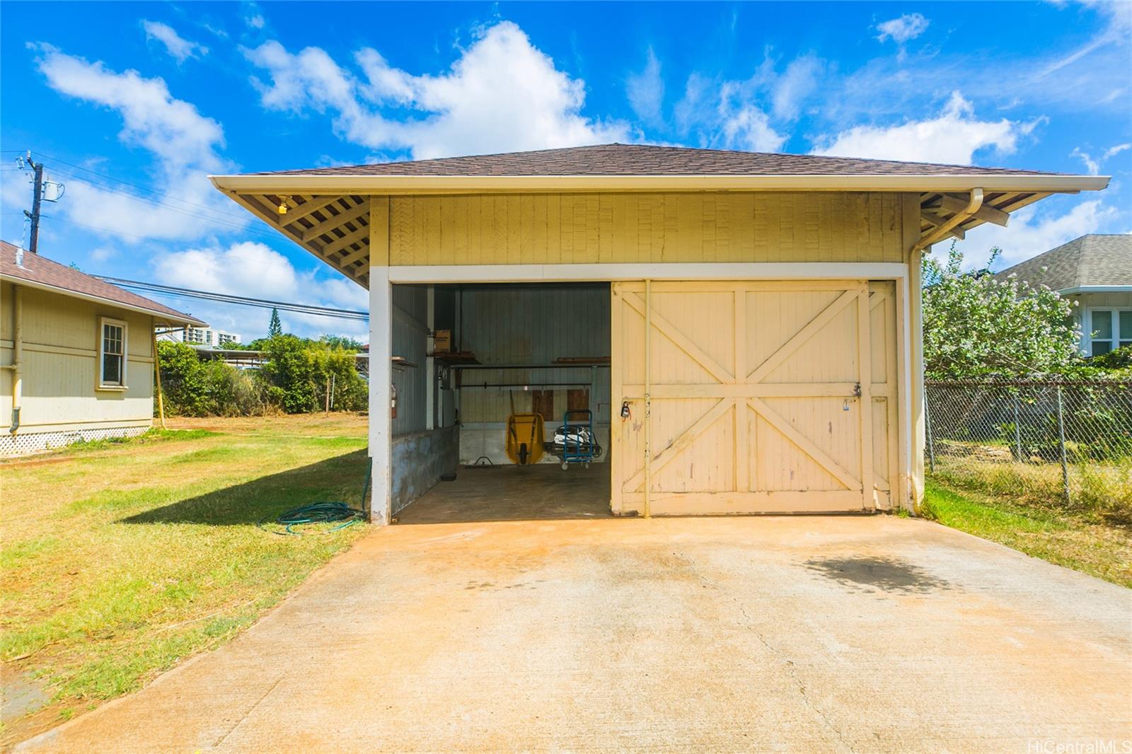 99-028  Moanalua Road Aiea Area, PearlCity home - photo 13 of 21
