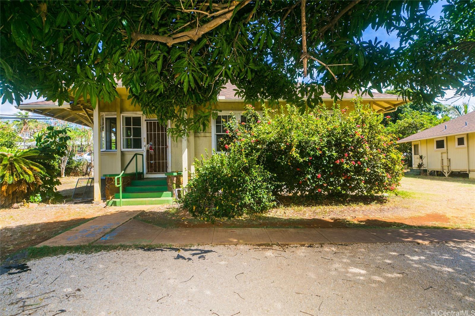 99-028  Moanalua Road Aiea Area, PearlCity home - photo 4 of 21