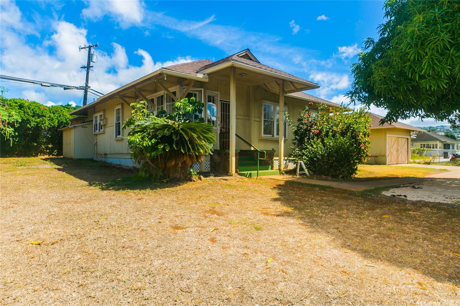 99-028  Moanalua Road Aiea Area, PearlCity home - photo 5 of 21