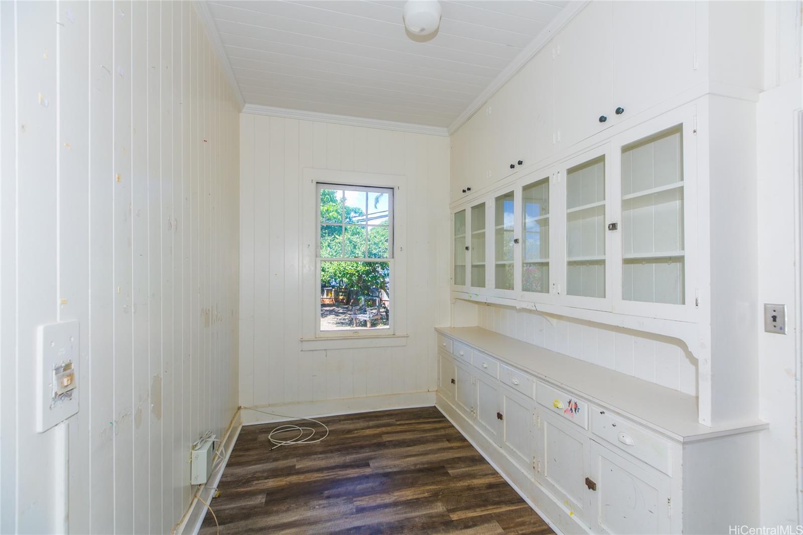 99-028  Moanalua Road Aiea Area, PearlCity home - photo 8 of 21