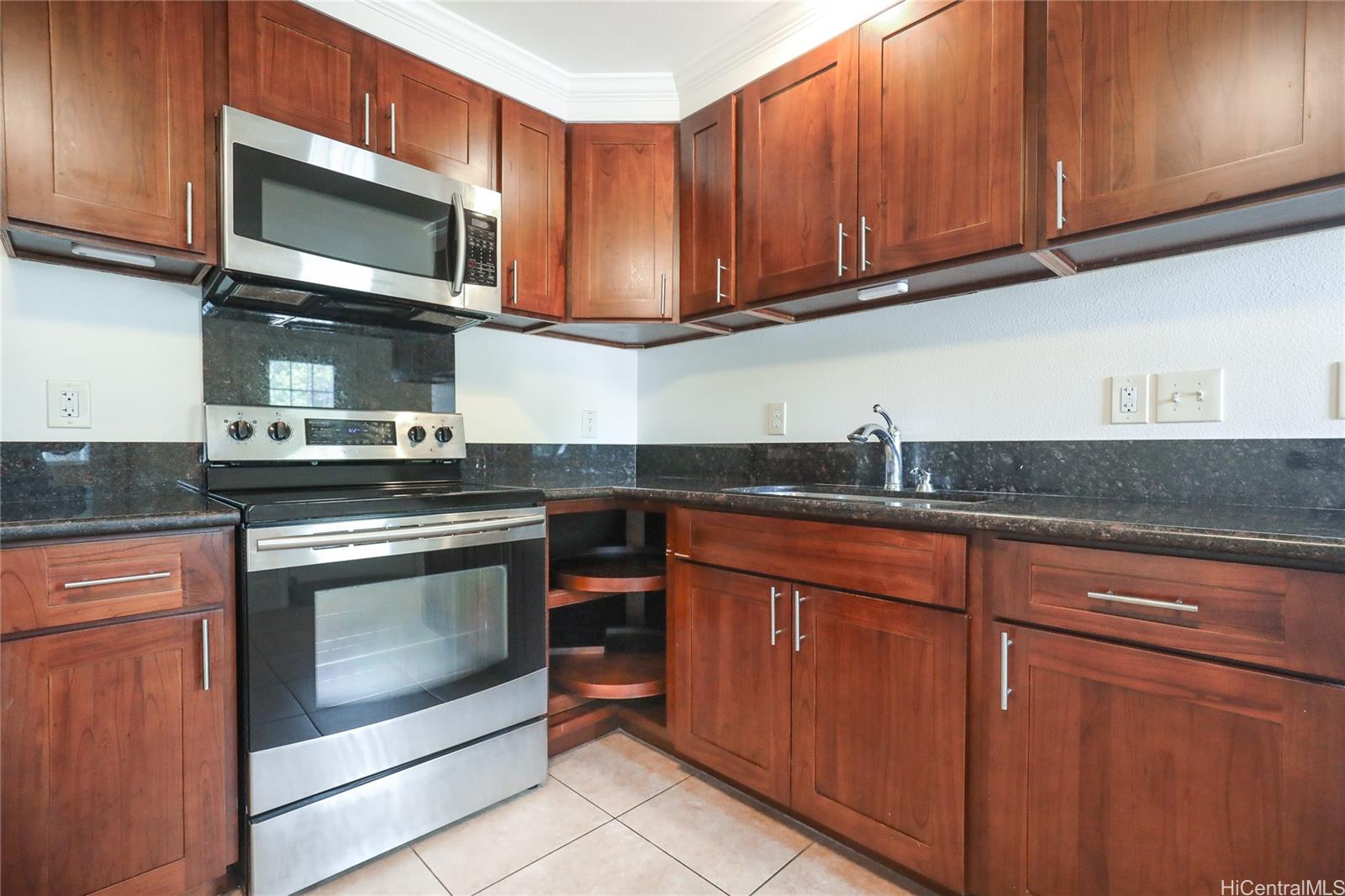 99-036 Moanalua Rd Aiea - Rental - photo 2 of 18